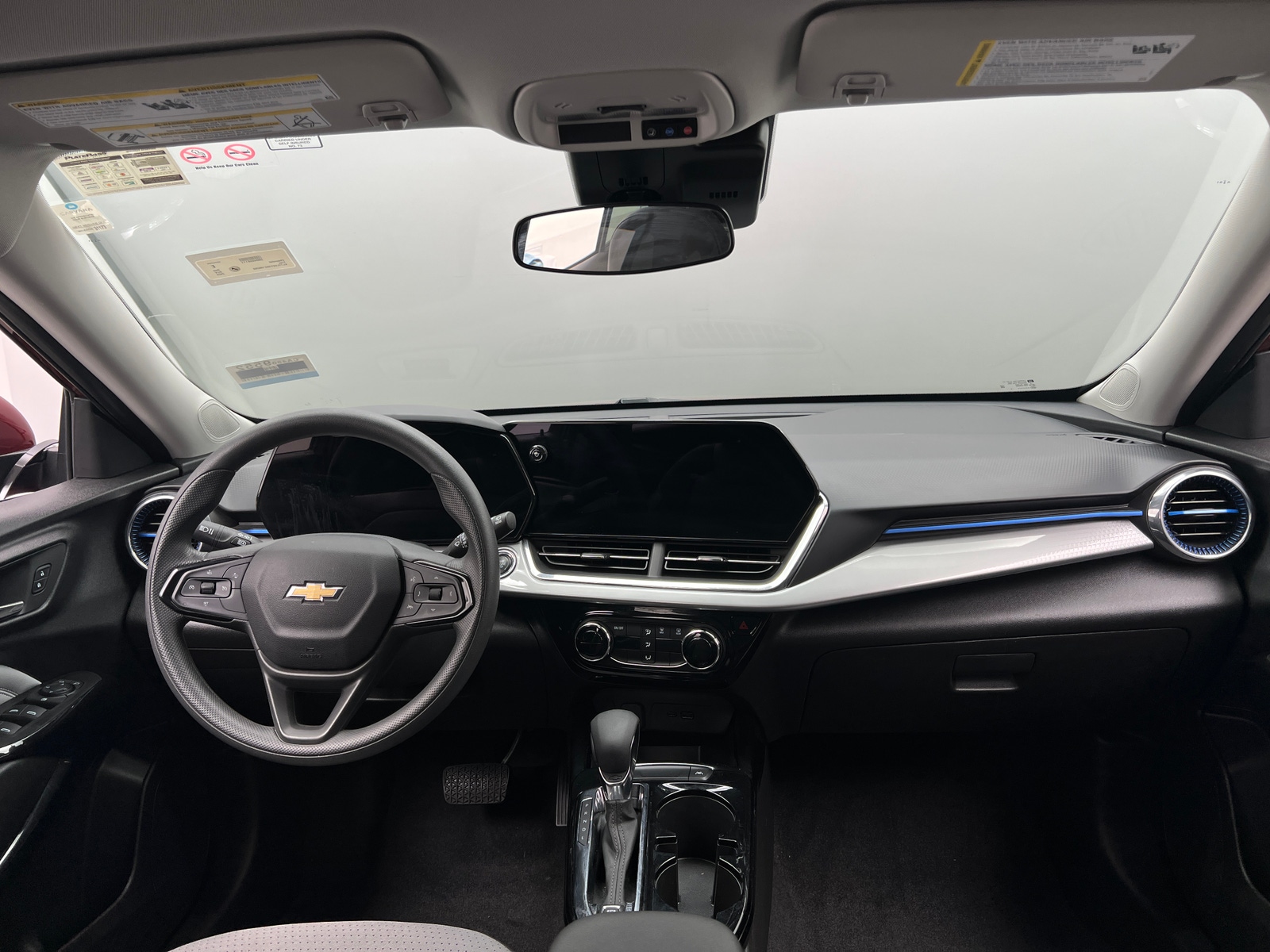 Thumbnail: 2025 Chevrolet Trax - 3