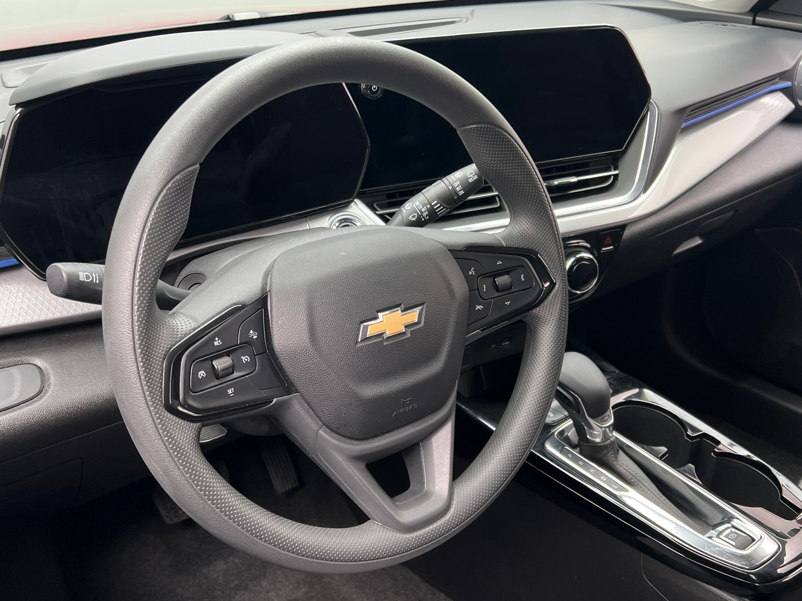 Thumbnail: 2025 Chevrolet Trax - 5