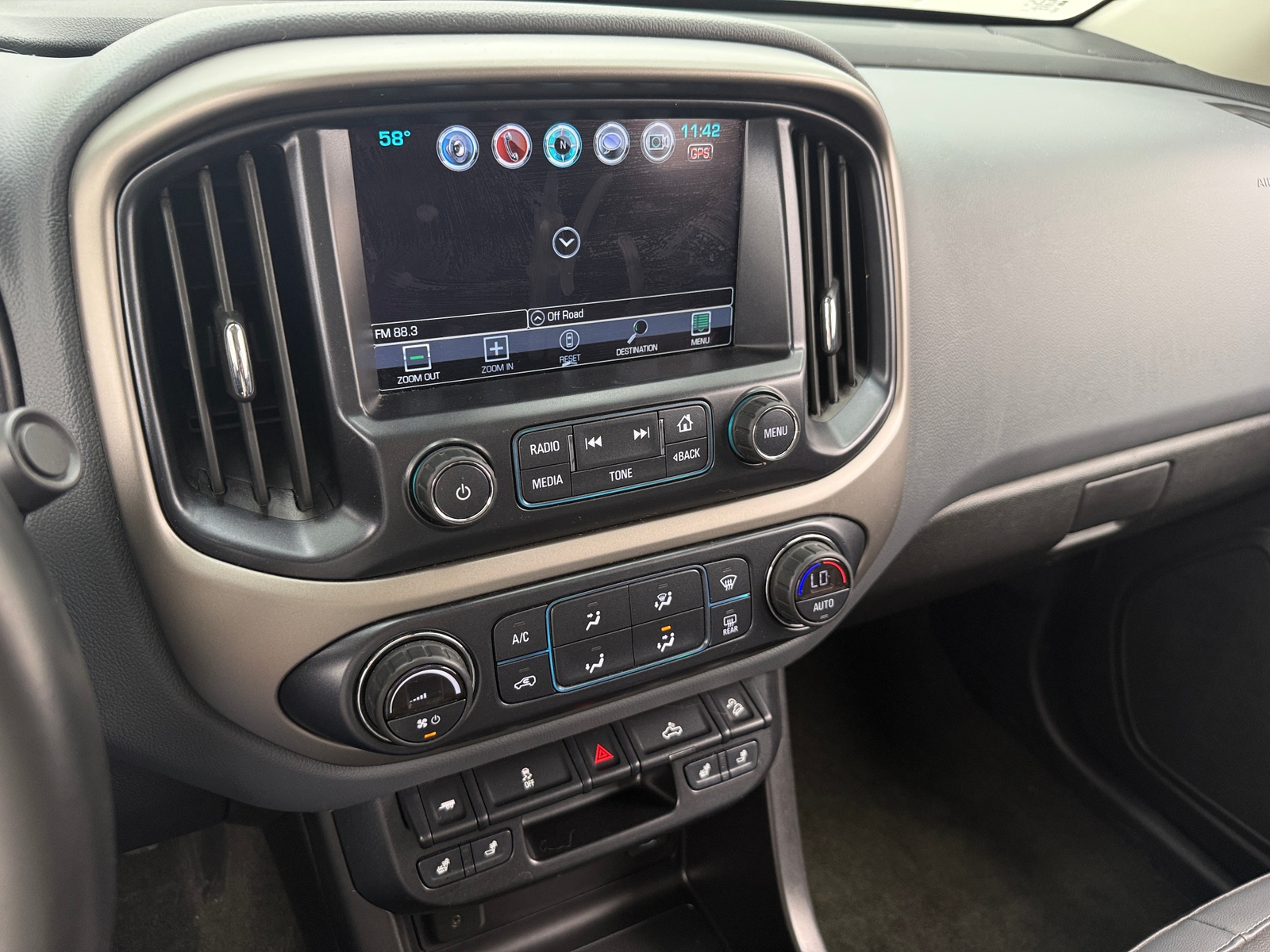 Thumbnail: 2018 Chevrolet Colorado - 4