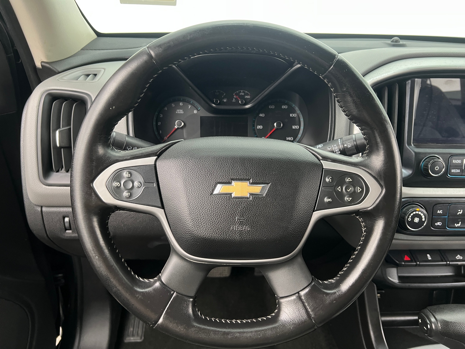 Thumbnail: 2016 Chevrolet Colorado - 5