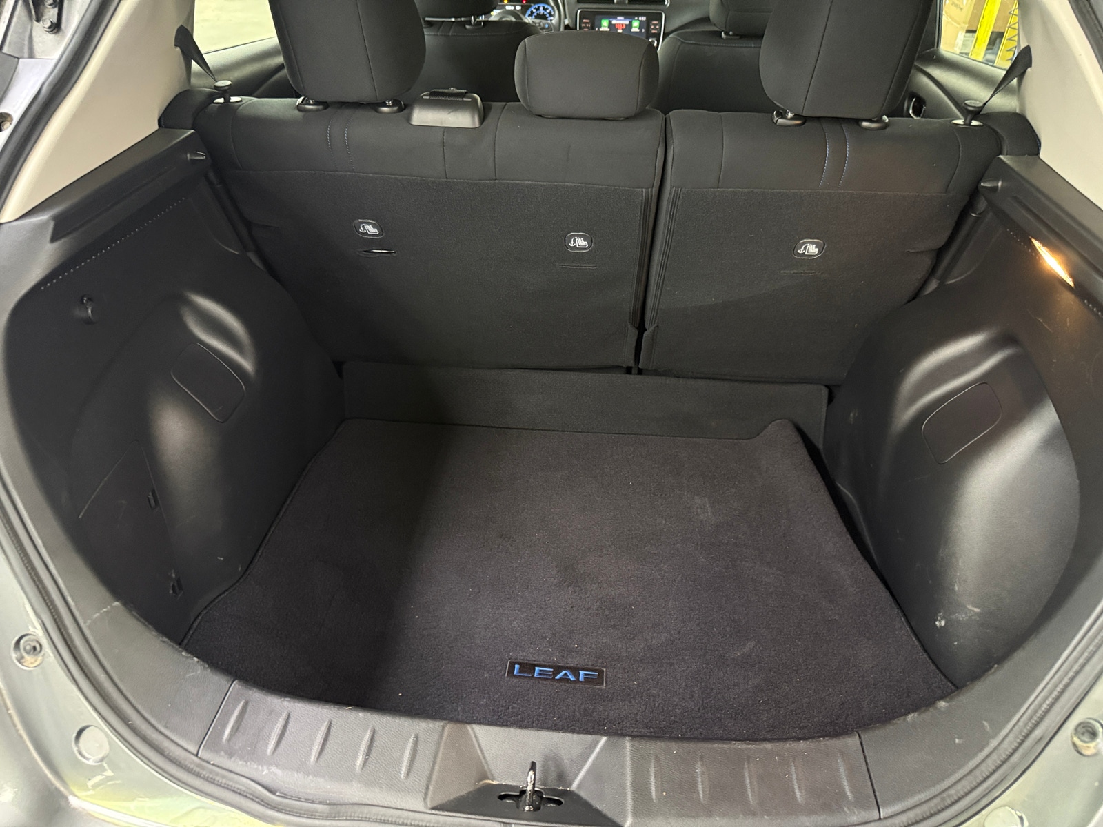 Thumbnail: 2021 Nissan Leaf - 7