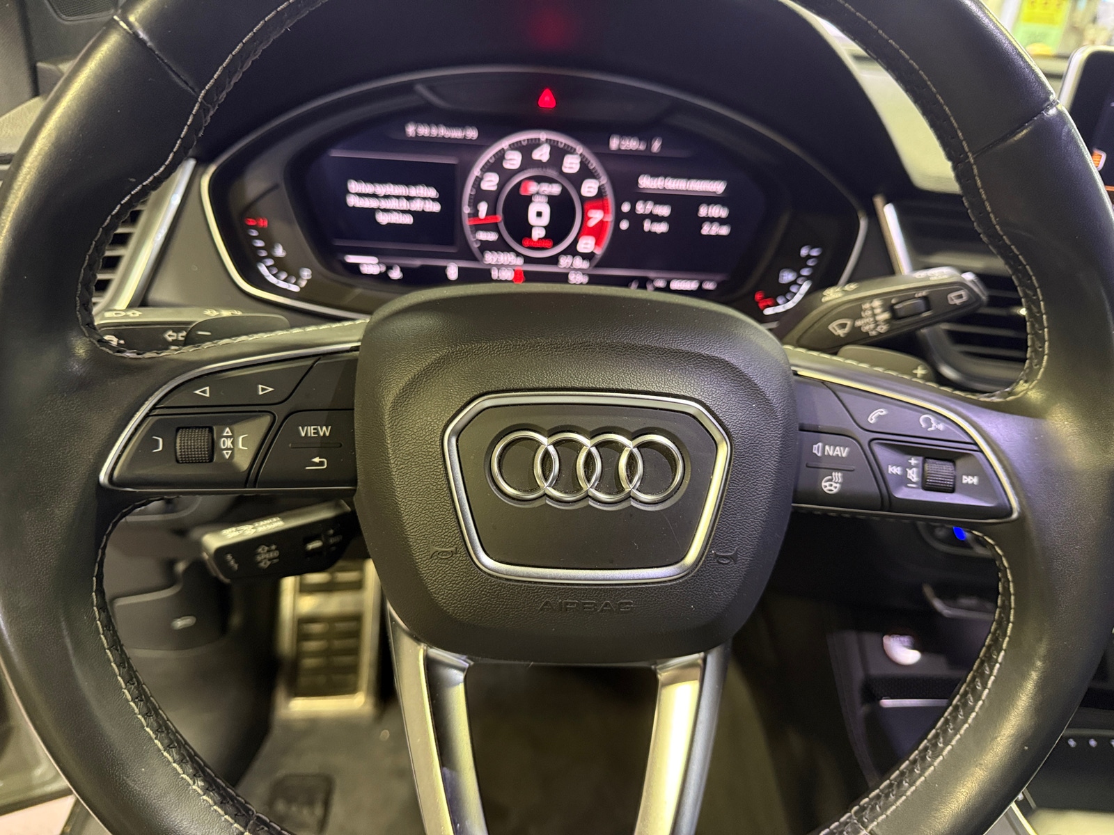 Thumbnail: 2019 Audi SQ5 - 4