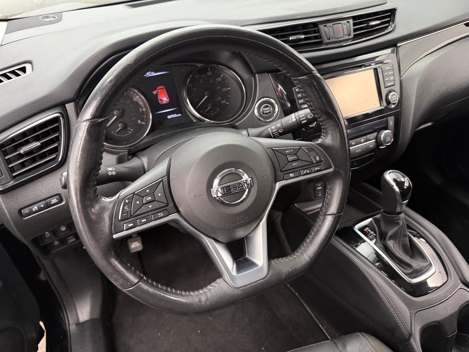 Thumbnail: 2018 Nissan Rogue Sport - 4