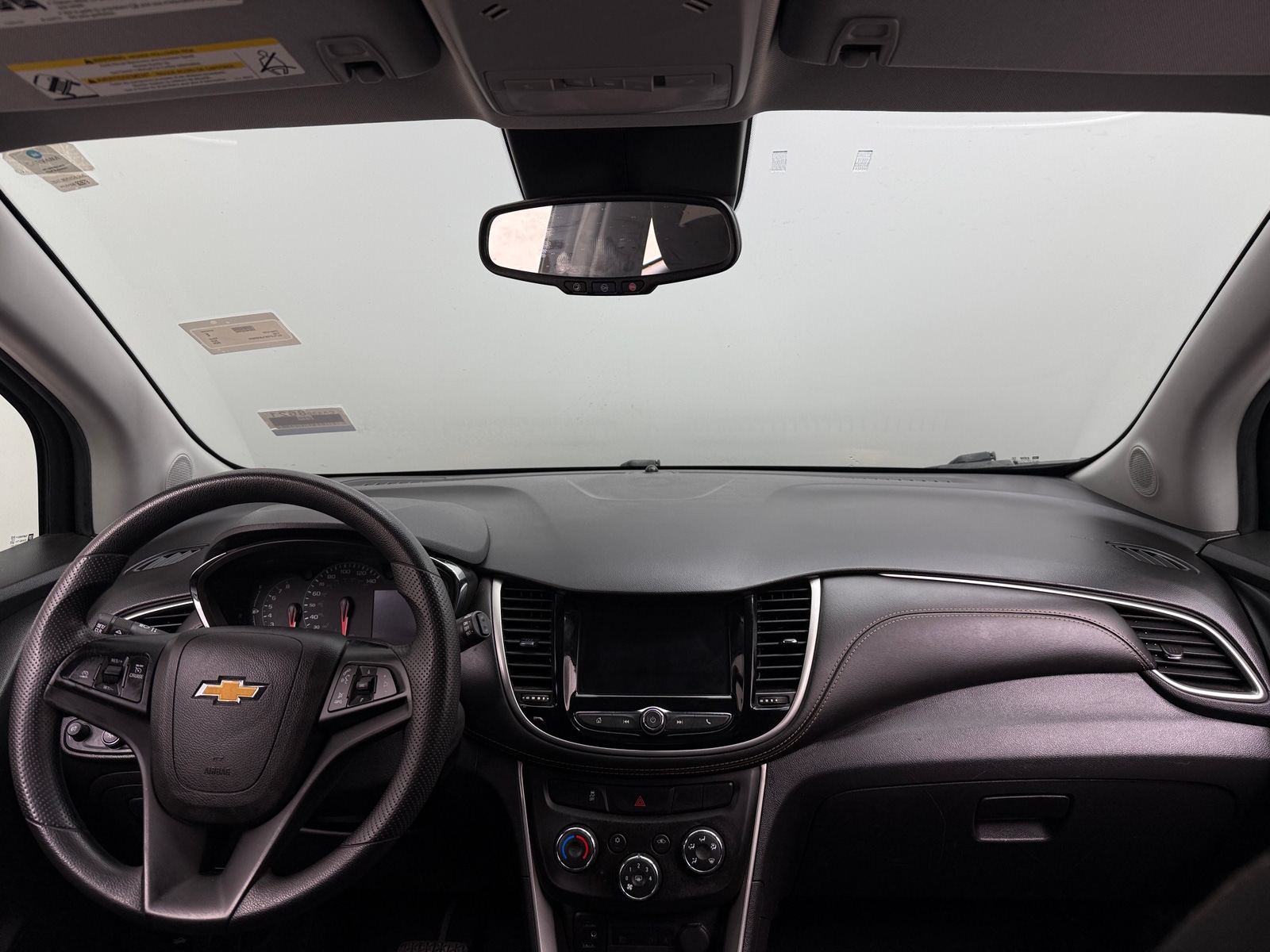 Thumbnail: 2020 Chevrolet Trax - 3