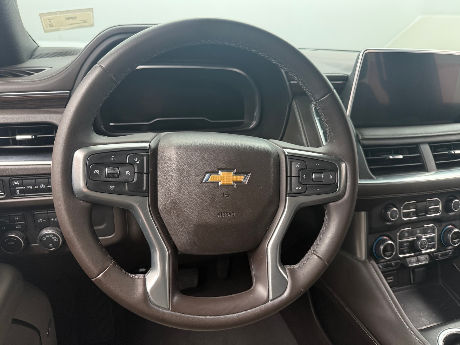 Thumbnail: 2023 Chevrolet Tahoe - 4