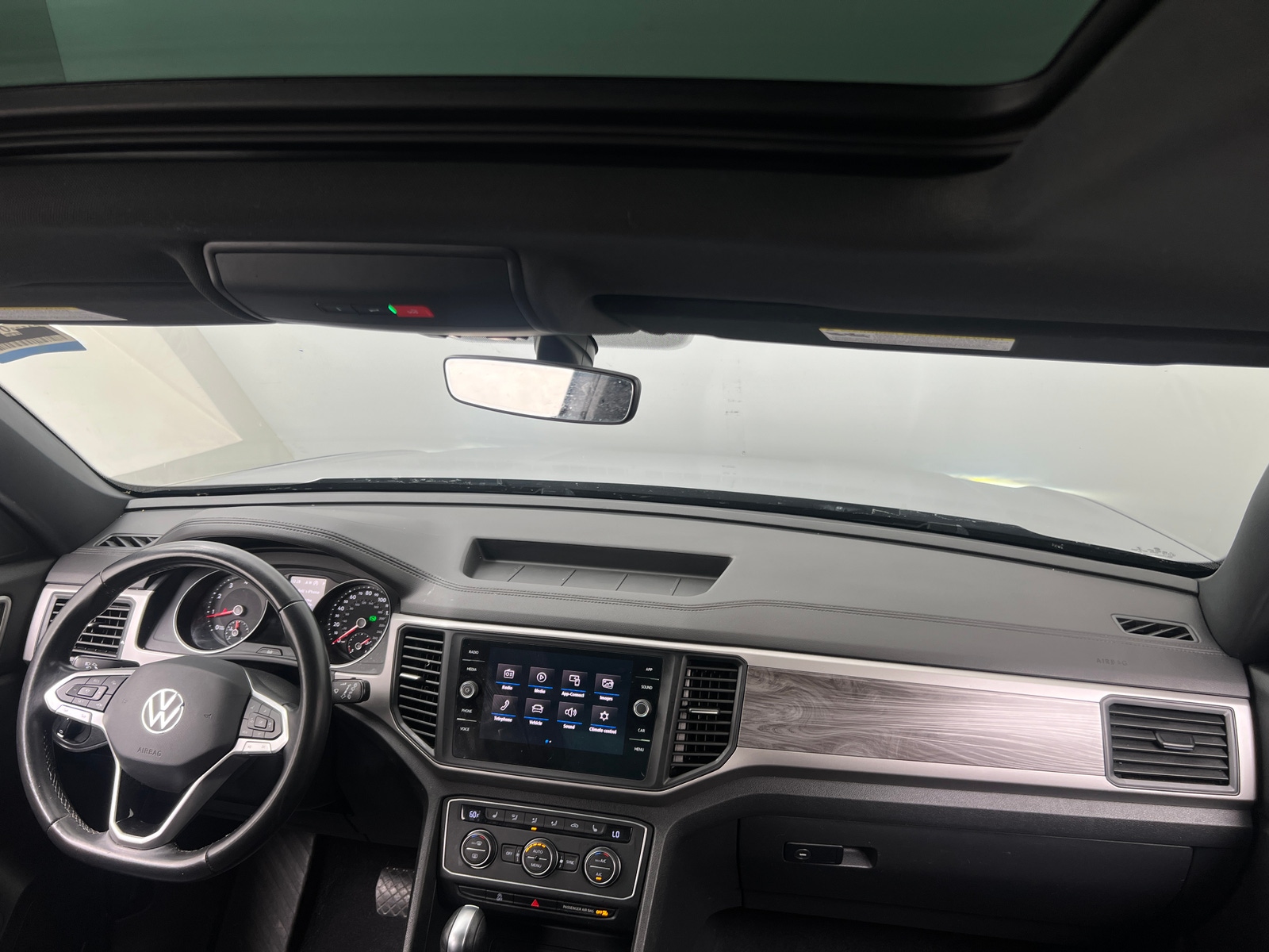 Thumbnail: 2020 Volkswagen Atlas - 2