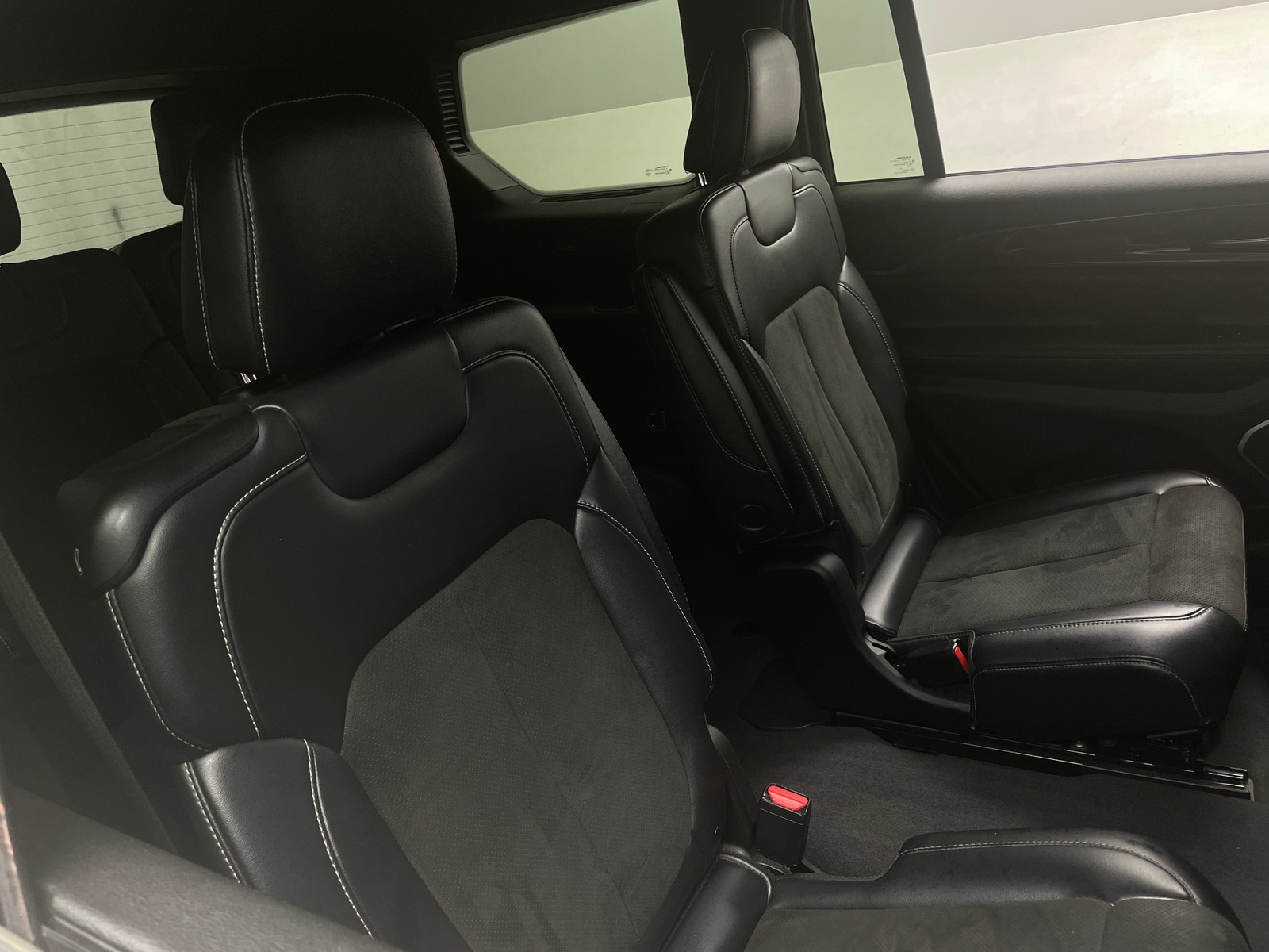 Thumbnail: 2022 Jeep Grand Cherokee L - 5