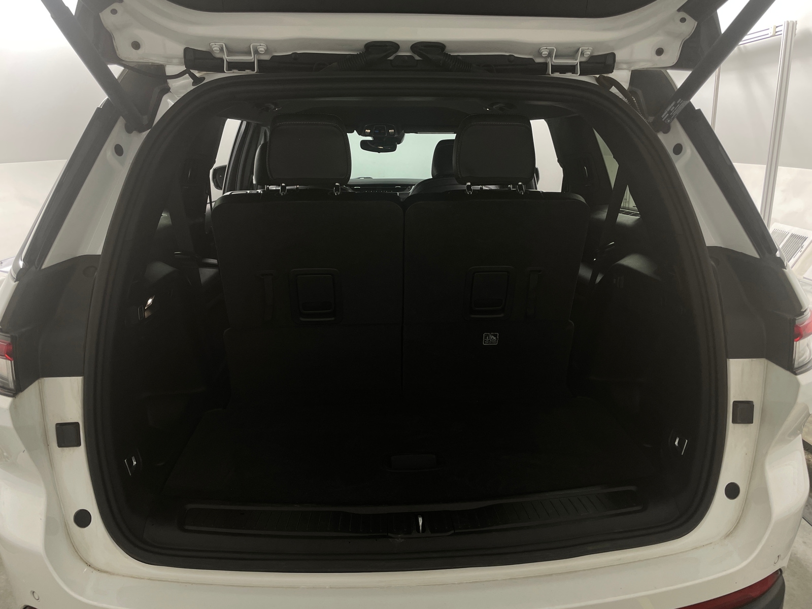 Thumbnail: 2022 Jeep Grand Cherokee L - 6