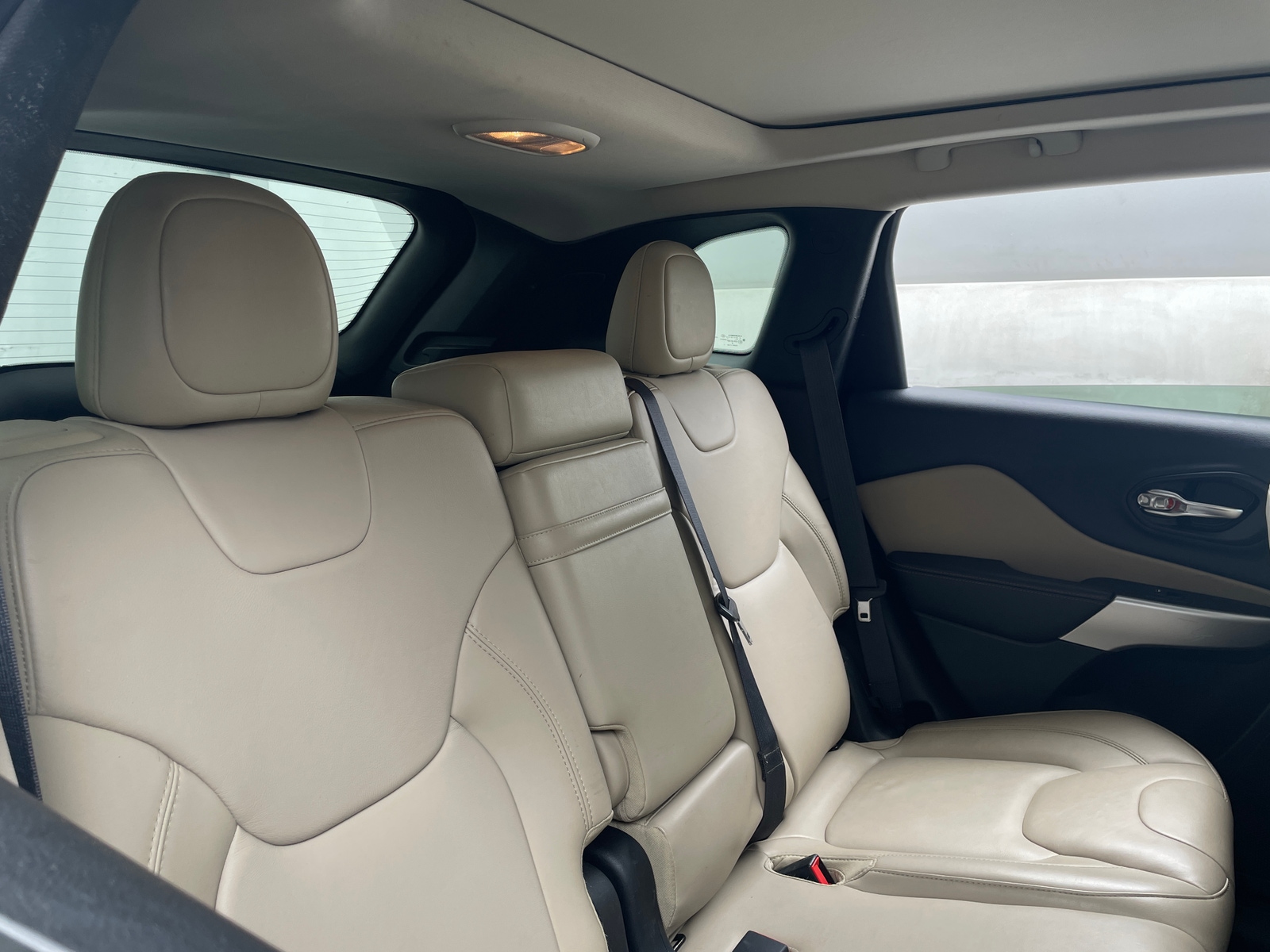 Thumbnail: 2018 Jeep Cherokee - 5