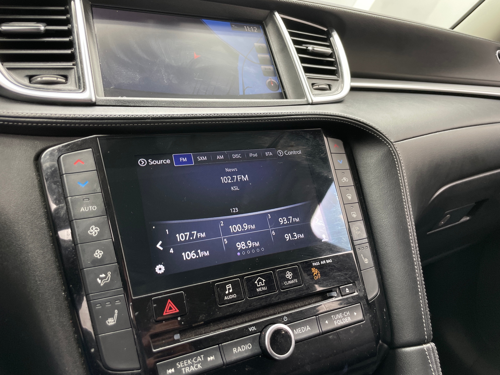 Thumbnail: 2019 INFINITI QX50 - 3