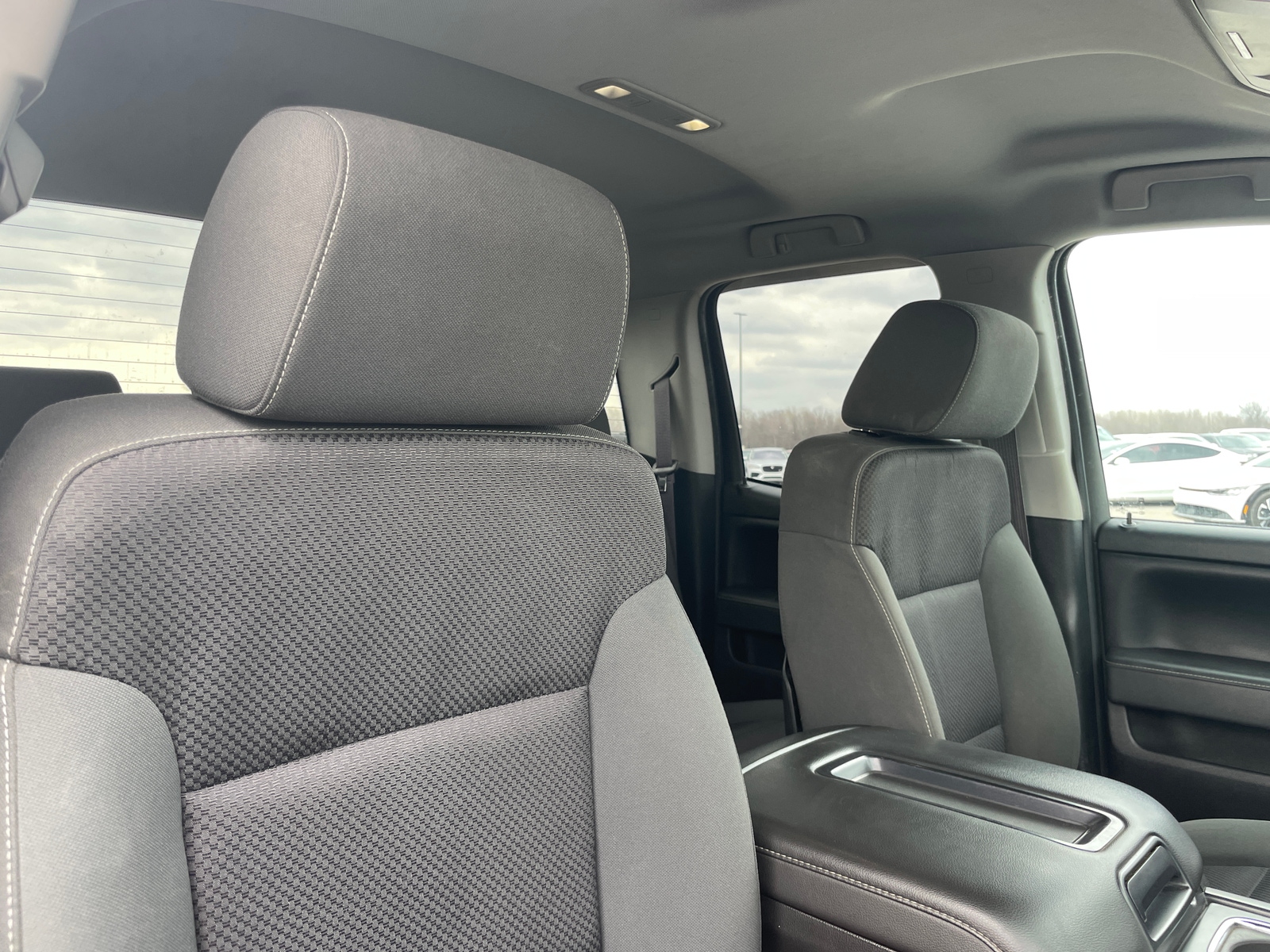 Thumbnail: 2015 Chevrolet Silverado 1500 - 2