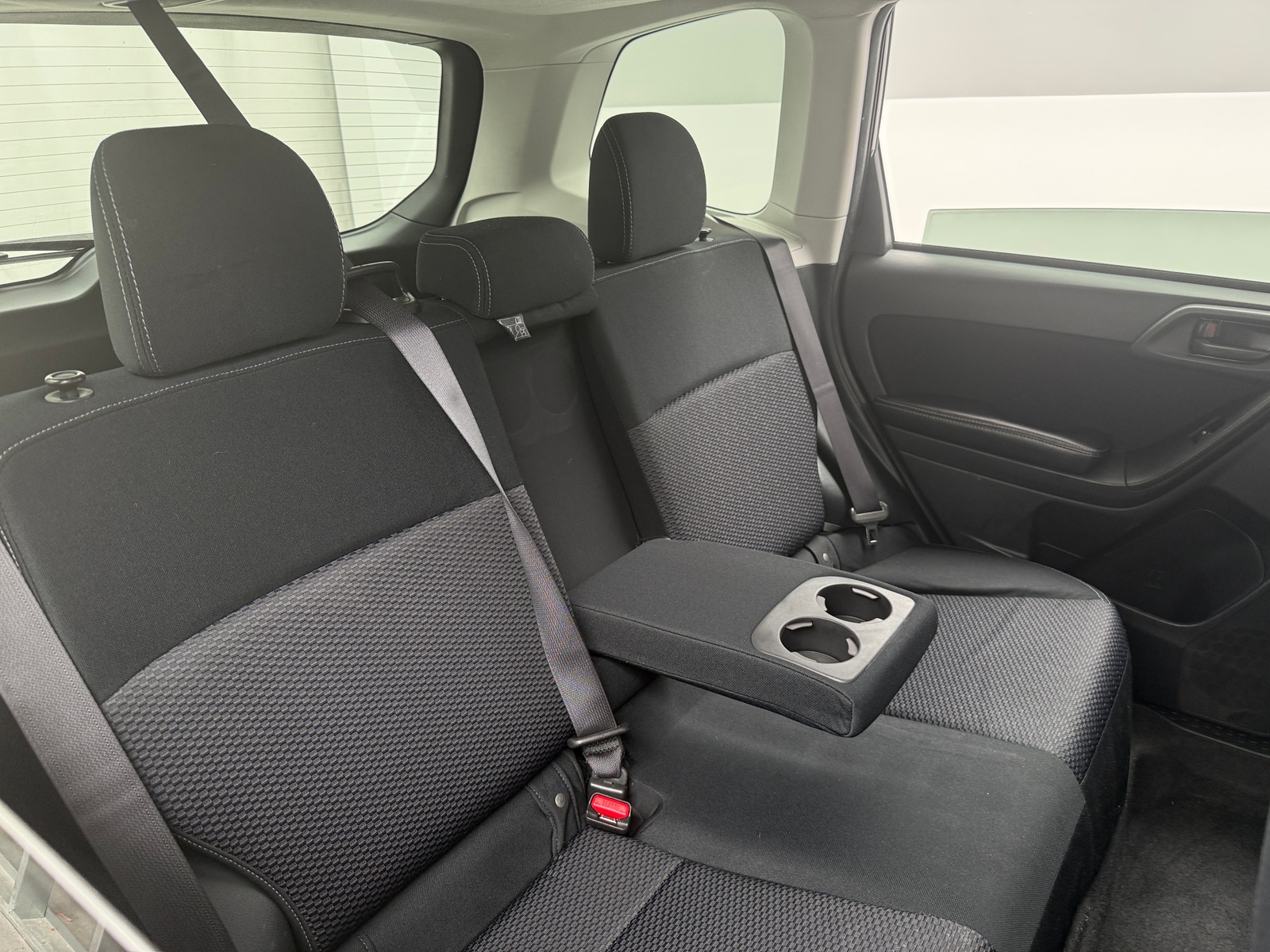 Thumbnail: 2016 Subaru Forester - 6