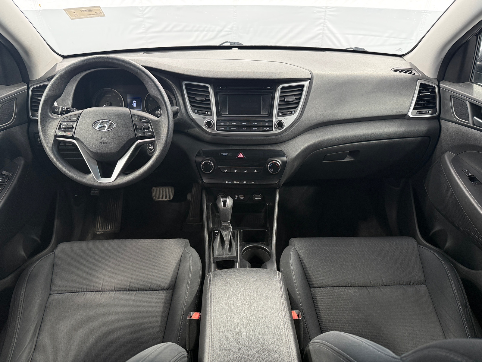 Thumbnail: 2016 Hyundai Tucson - 3