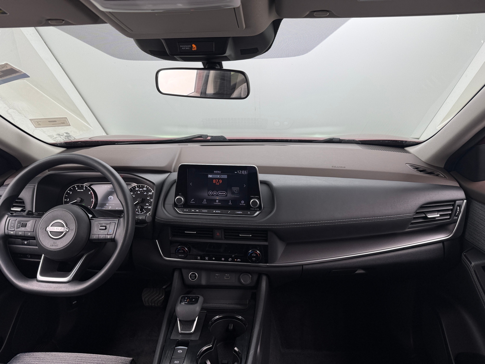 Thumbnail: 2023 Nissan Rogue - 3