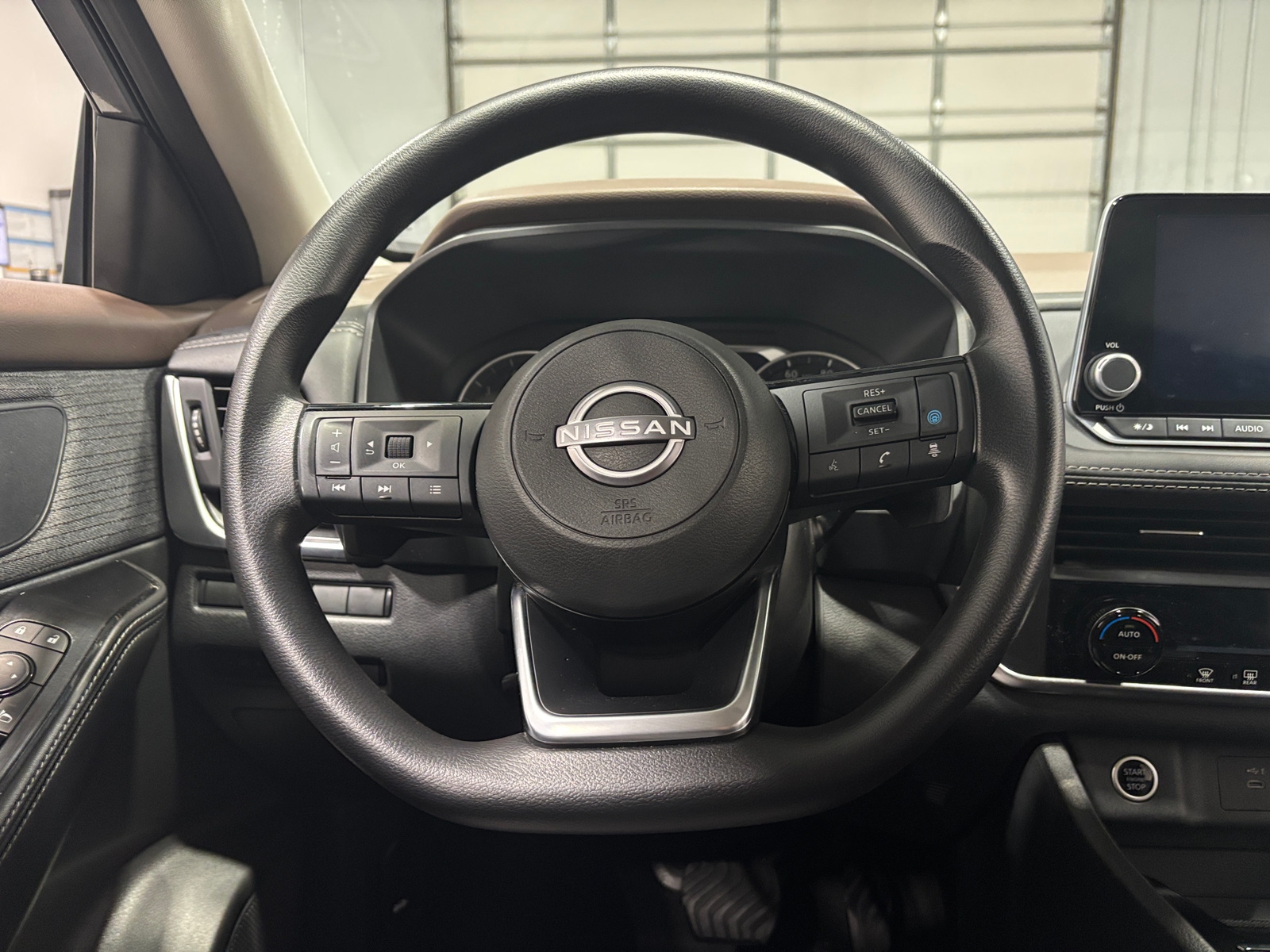 Thumbnail: 2023 Nissan Rogue - 5