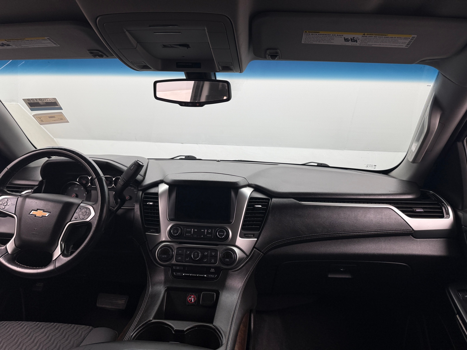 Thumbnail: 2019 Chevrolet Tahoe - 3