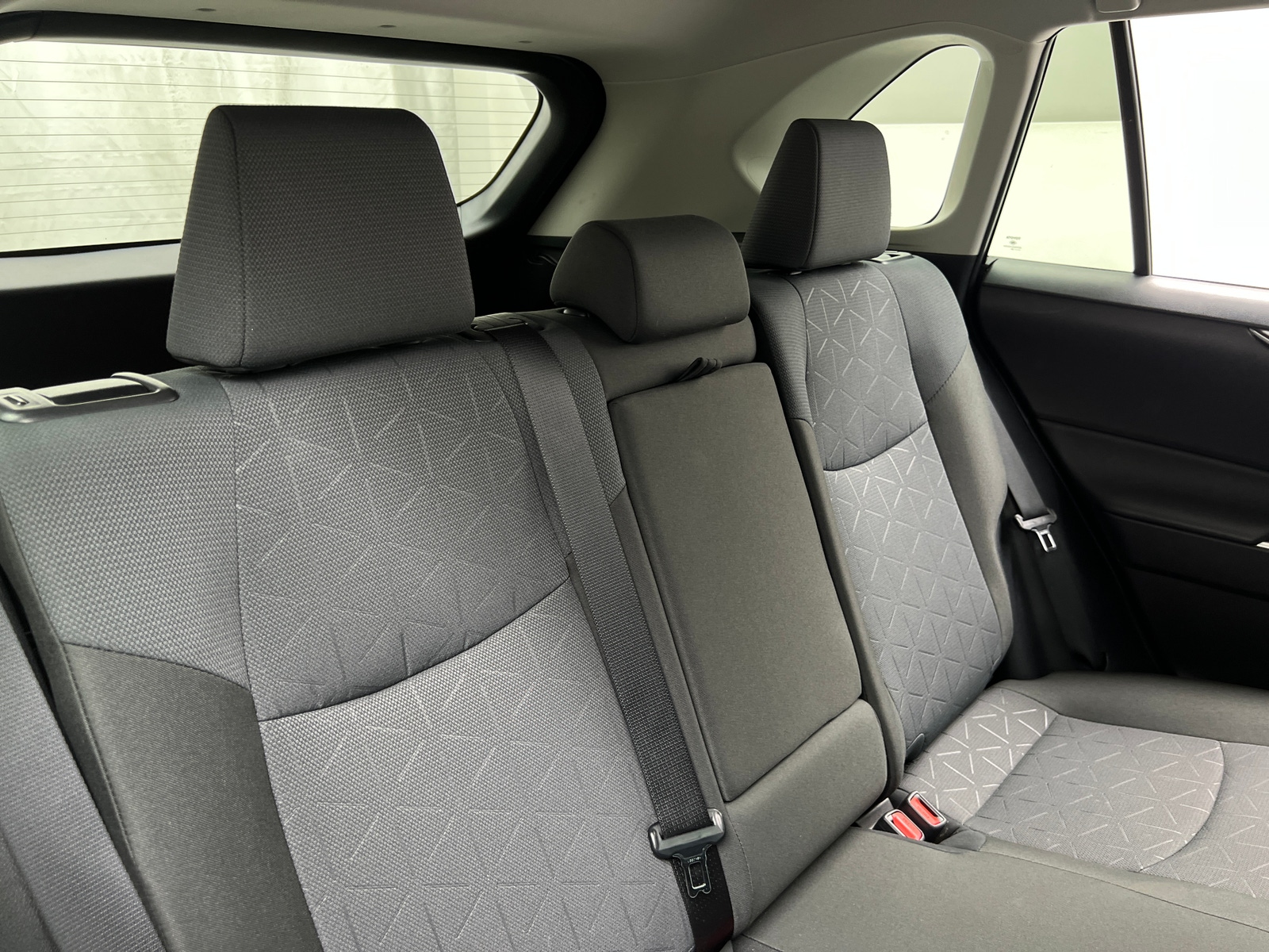 Thumbnail: 2025 Toyota RAV4 - 6