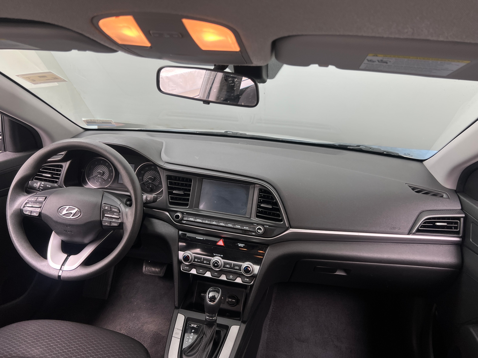 Thumbnail: 2020 Hyundai Elantra - 3