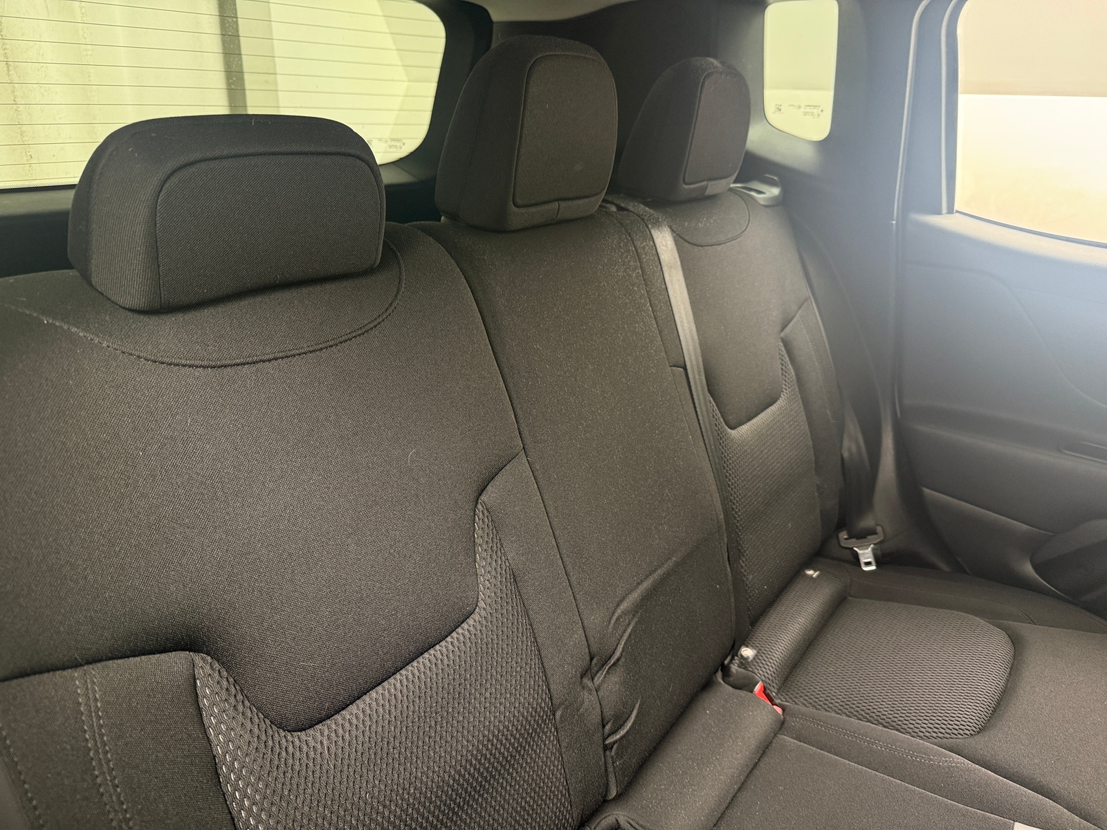 Thumbnail: 2018 Jeep Renegade - 6