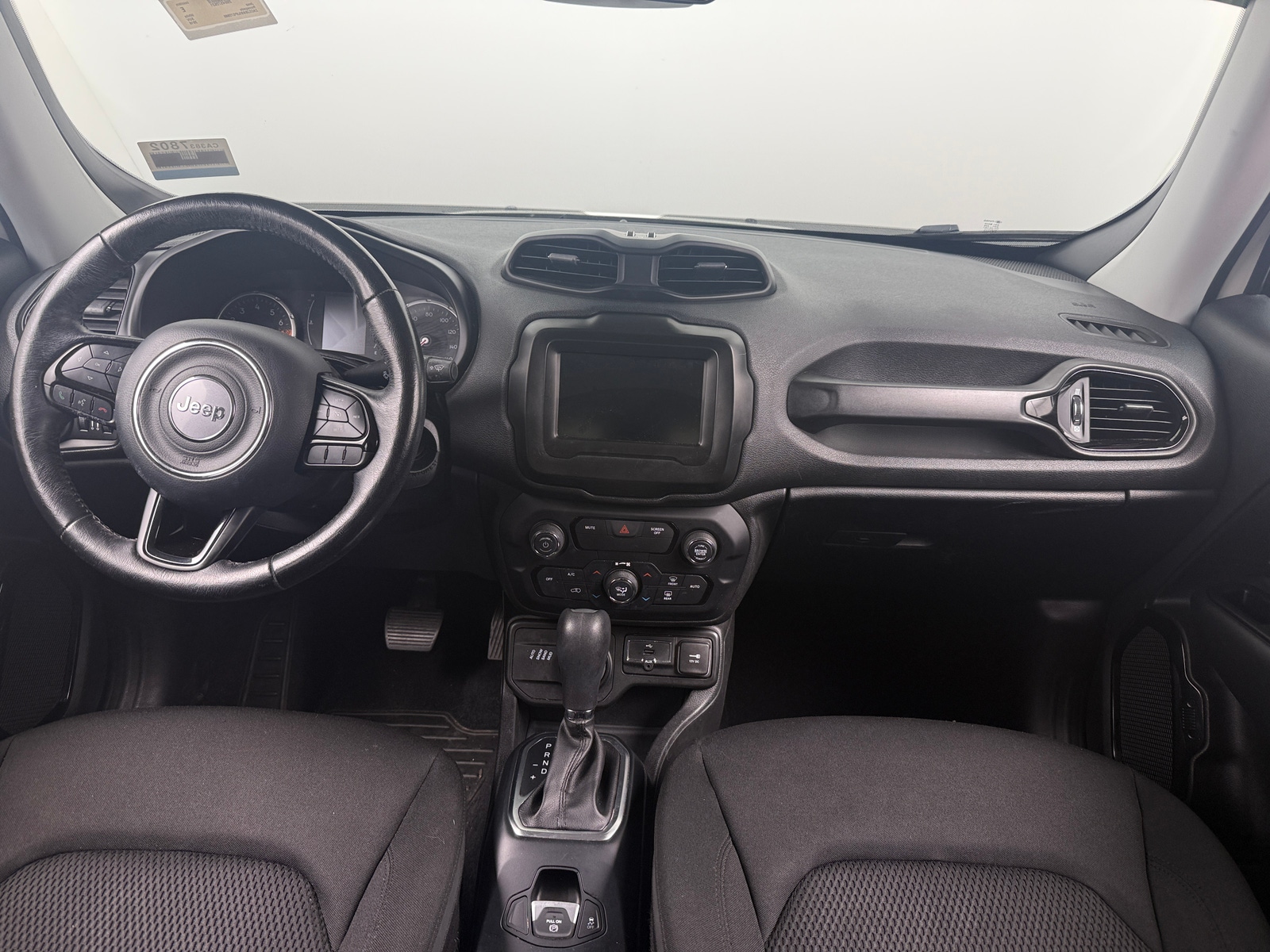 Thumbnail: 2018 Jeep Renegade - 3