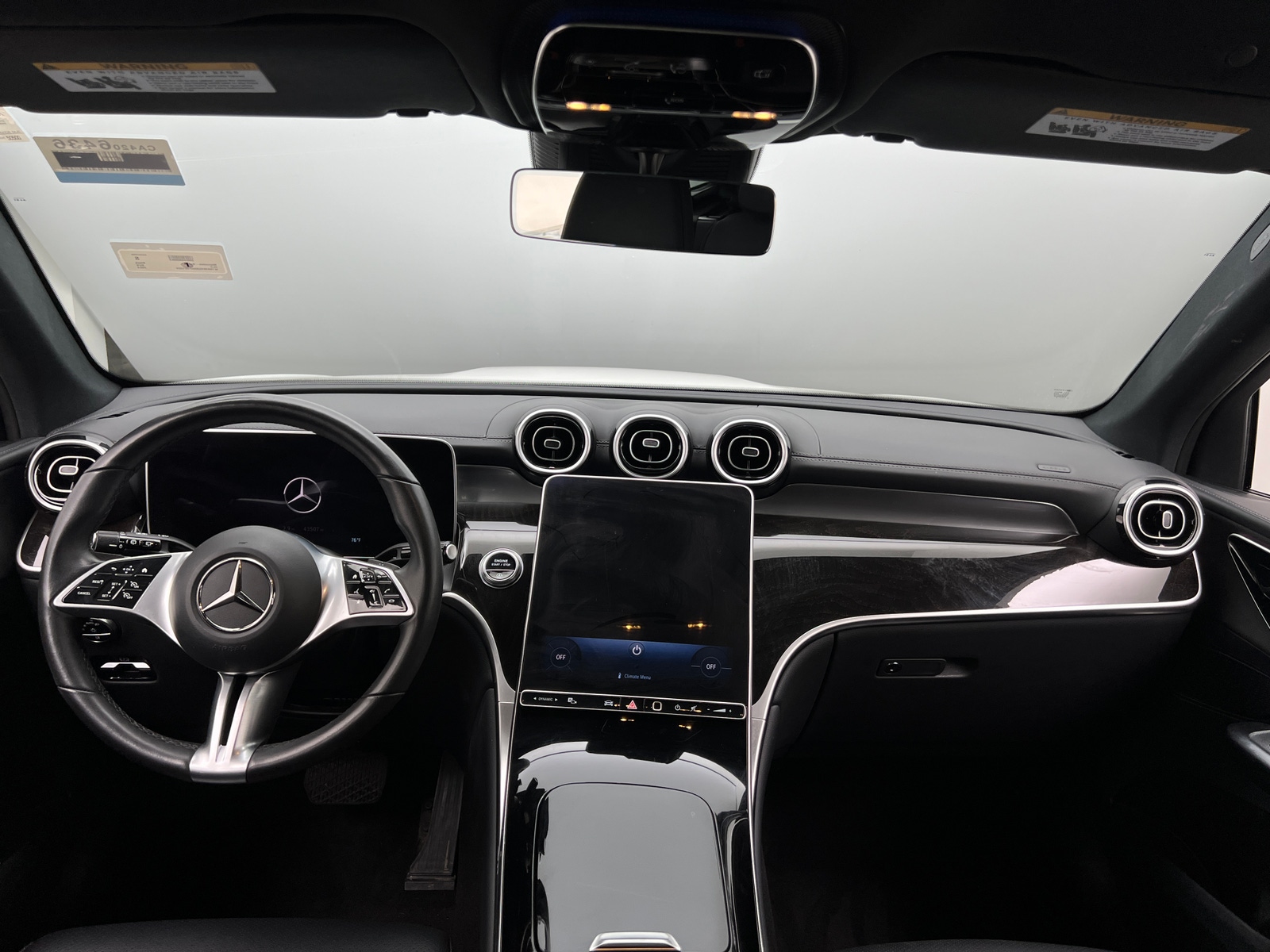 Thumbnail: 2024 Mercedes-Benz GLC - 2