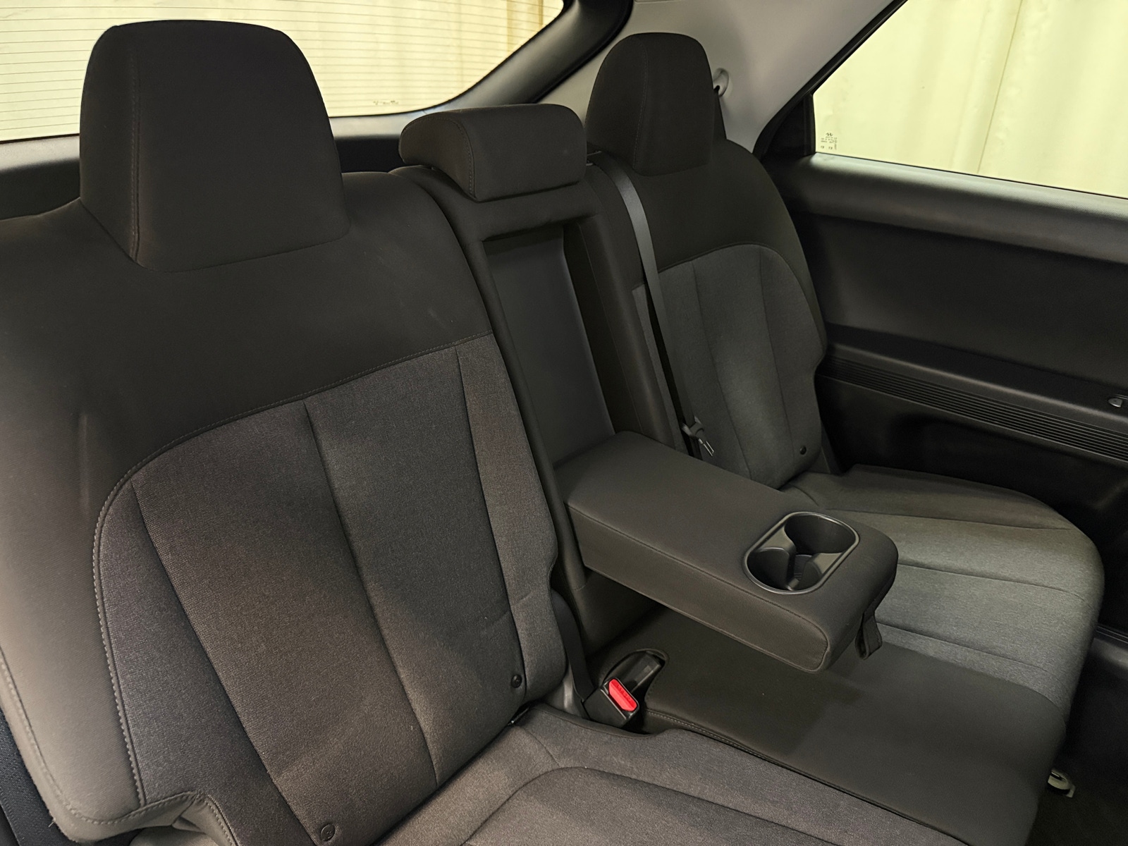 Thumbnail: 2022 Hyundai Ioniq 5 - 6