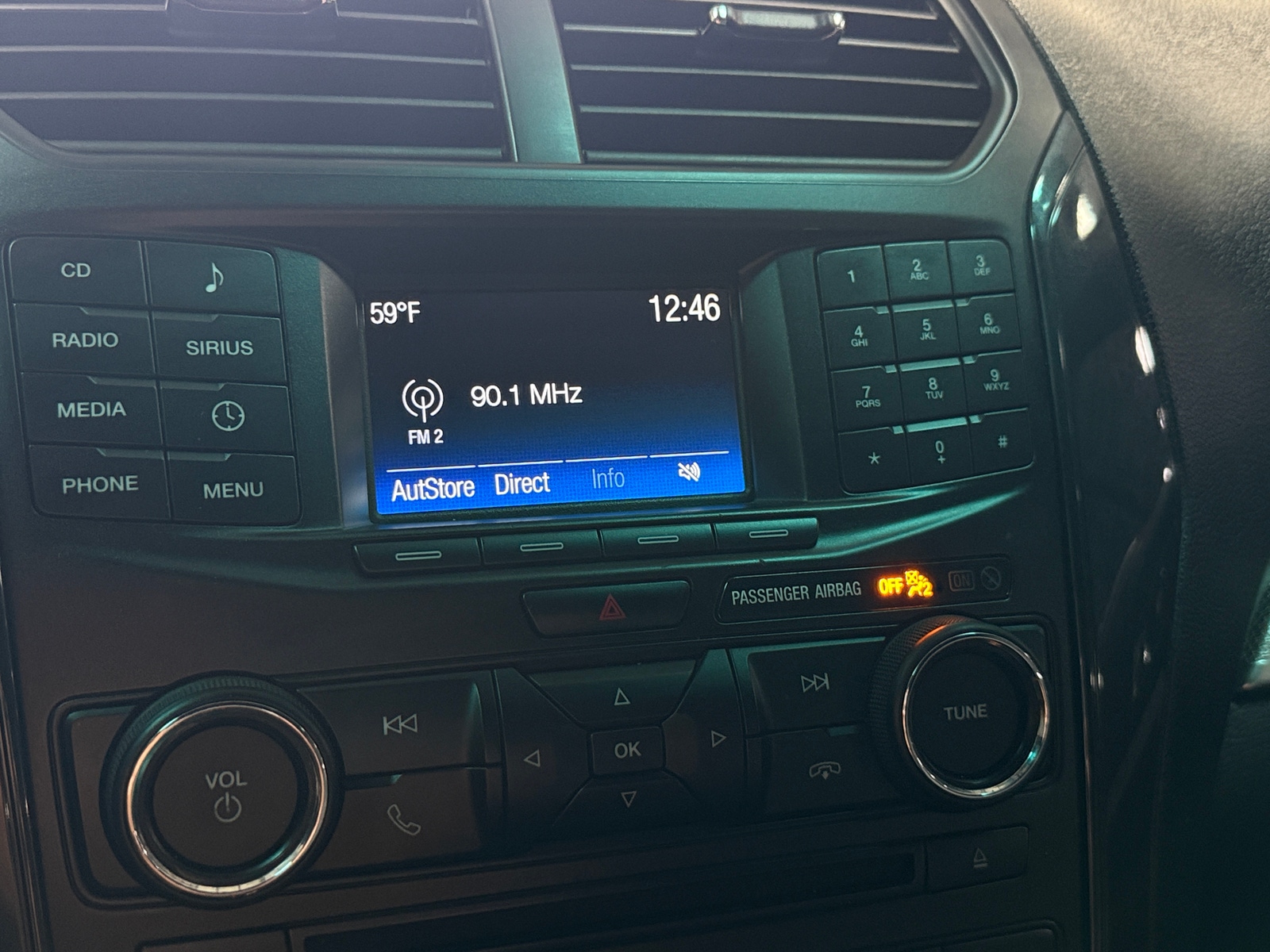 Thumbnail: 2016 Ford Explorer - 4