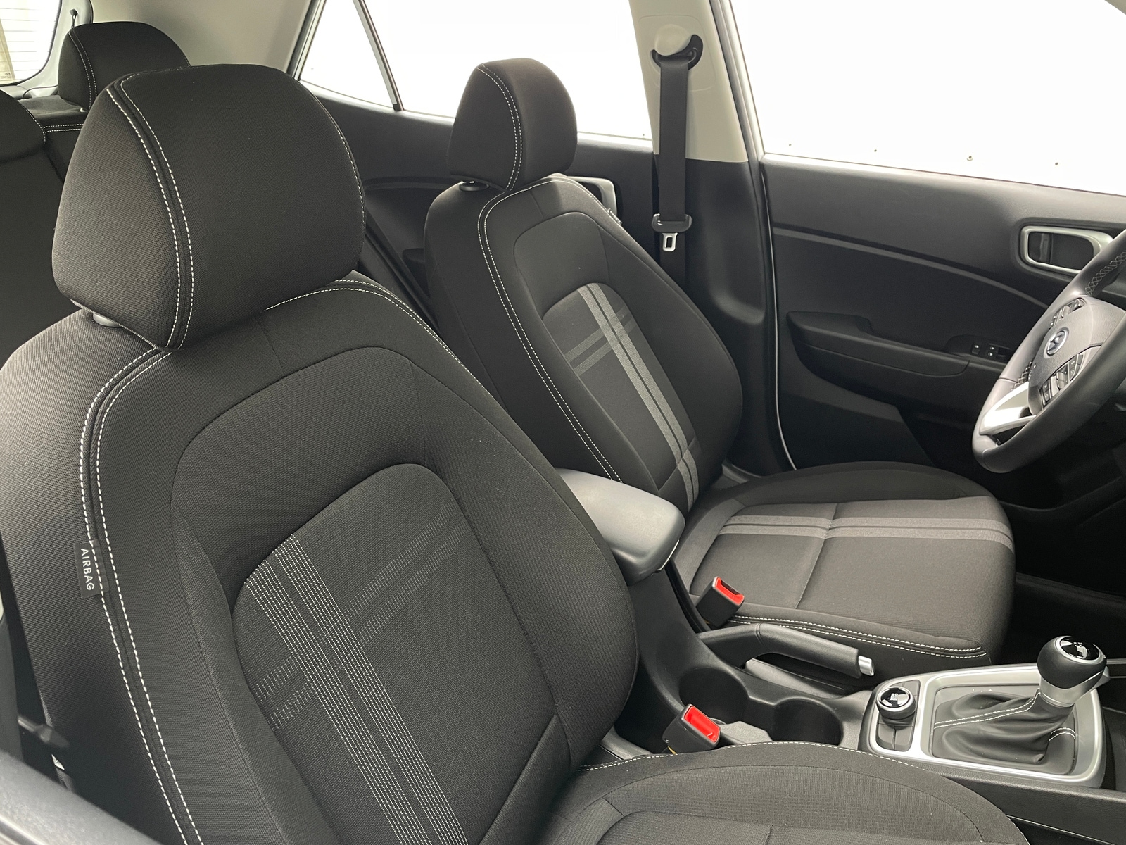 Thumbnail: 2025 Hyundai Venue - 2