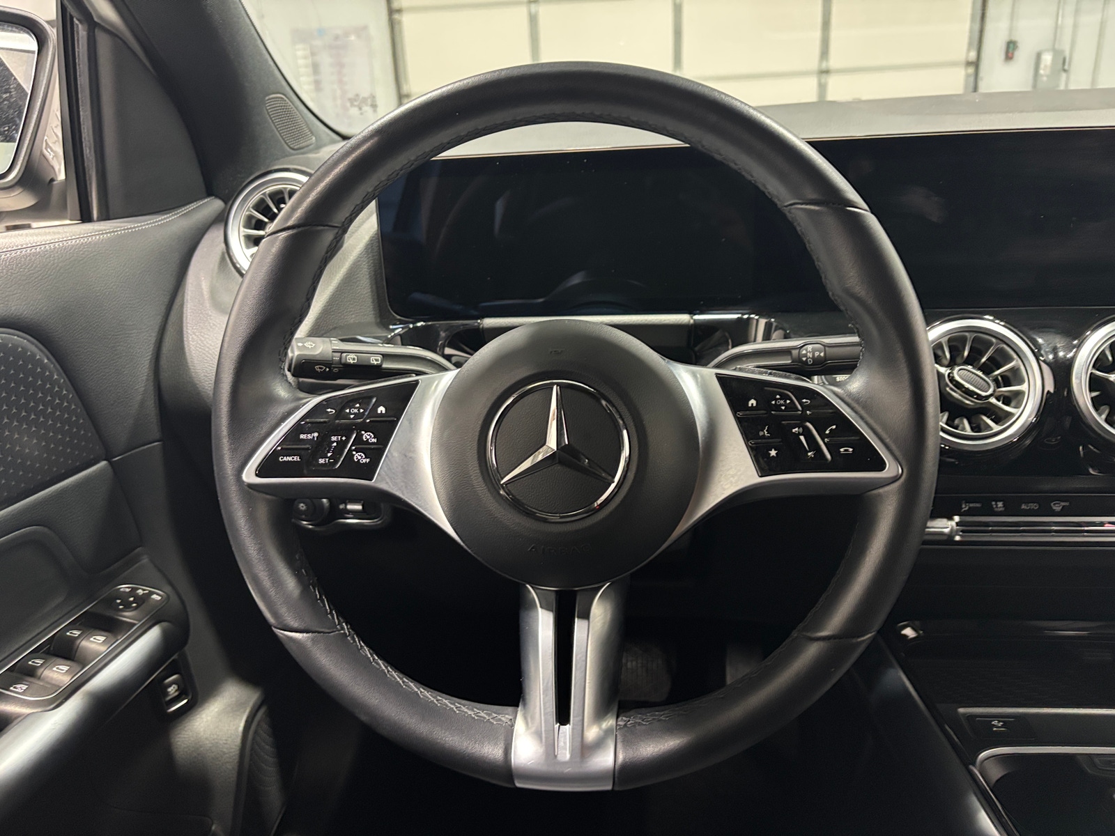 Thumbnail: 2025 Mercedes-Benz GLA - 4