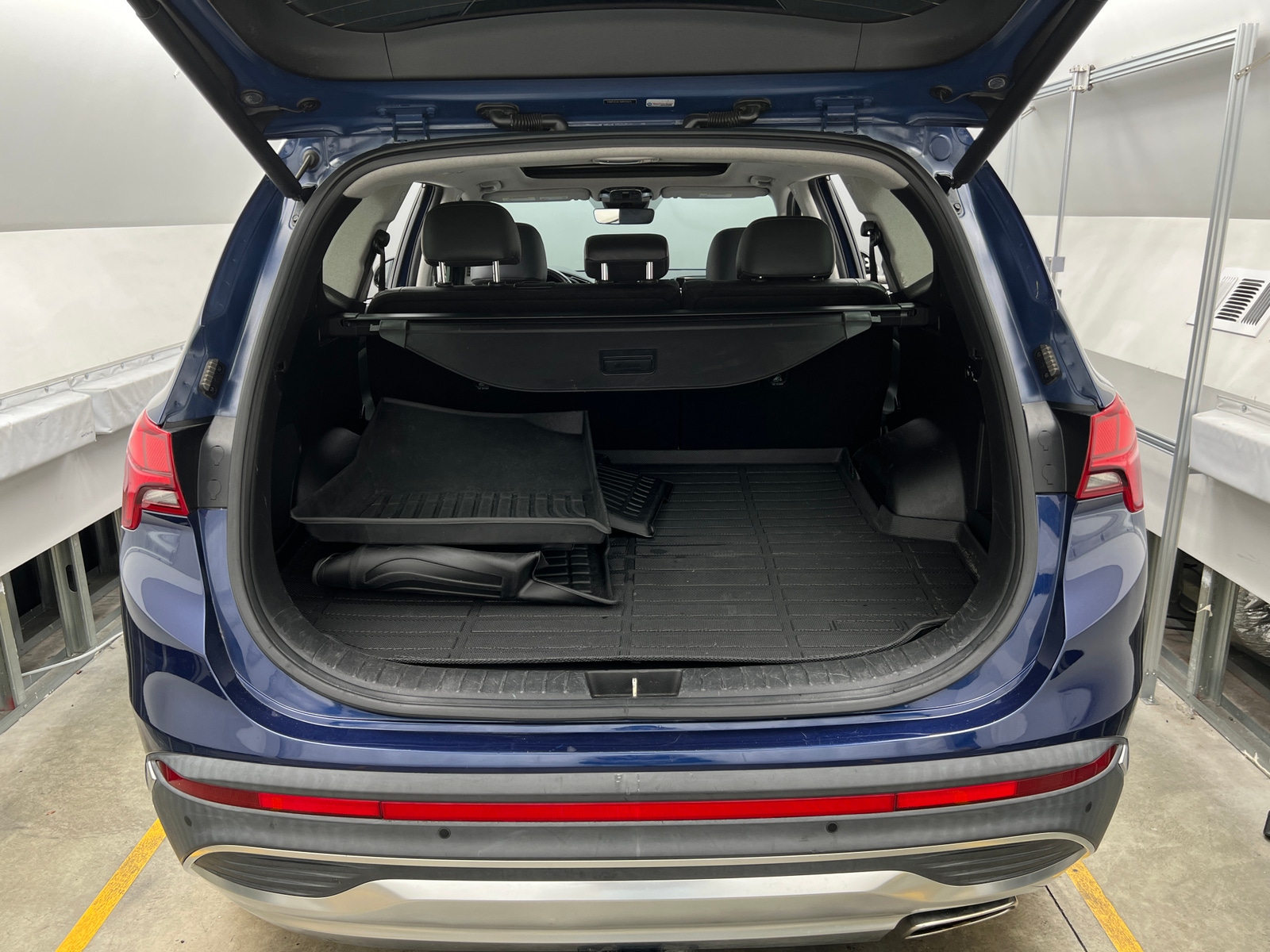 Thumbnail: 2021 Hyundai Santa Fe - 6