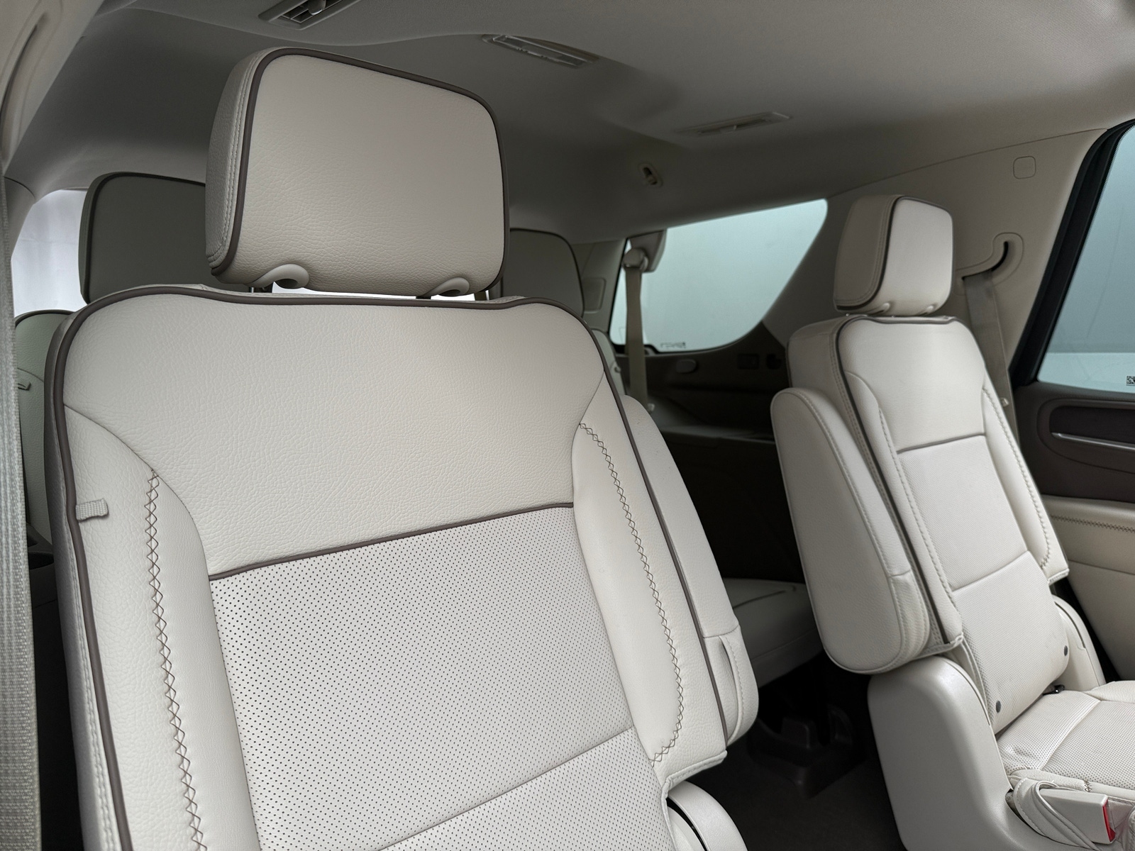 Thumbnail: 2023 GMC Yukon - 5