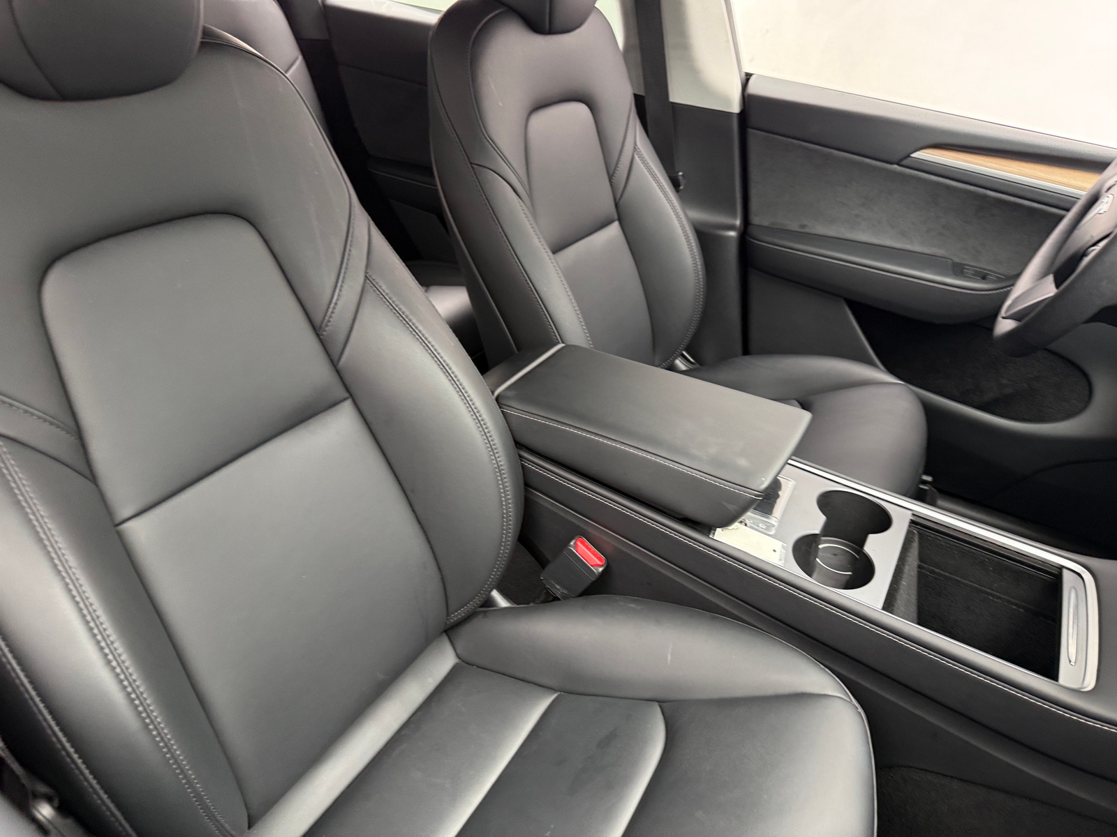 Thumbnail: 2024 Tesla Model Y - 2