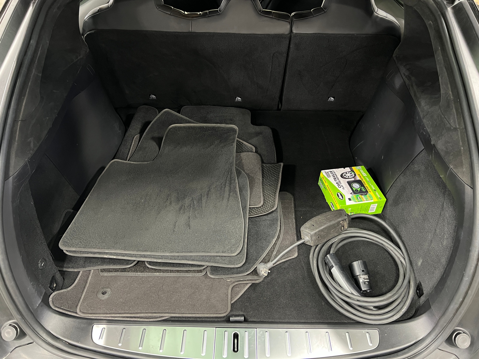 Thumbnail: 2018 Tesla Model X - 6