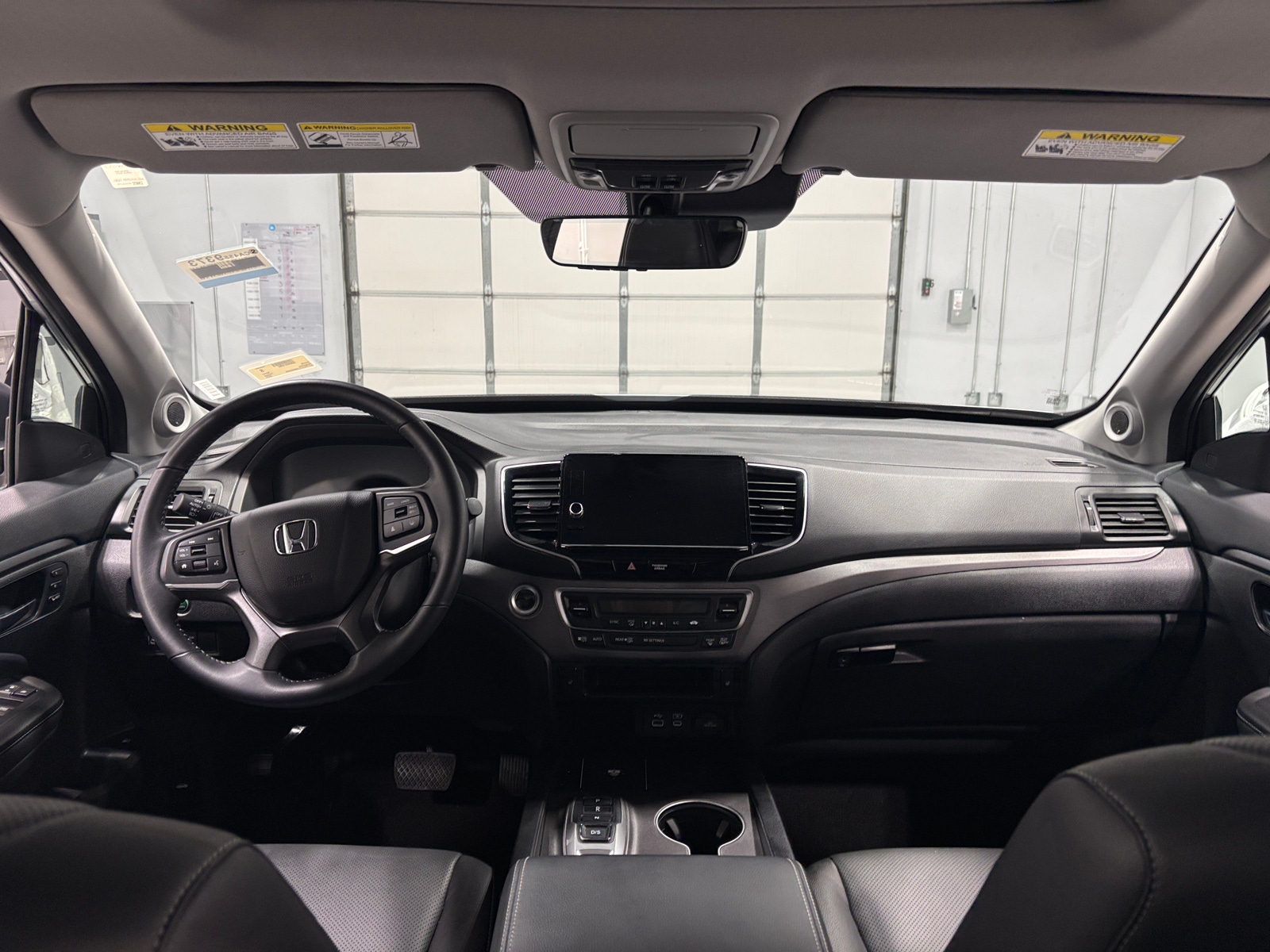 Thumbnail: 2025 Honda Ridgeline - 2