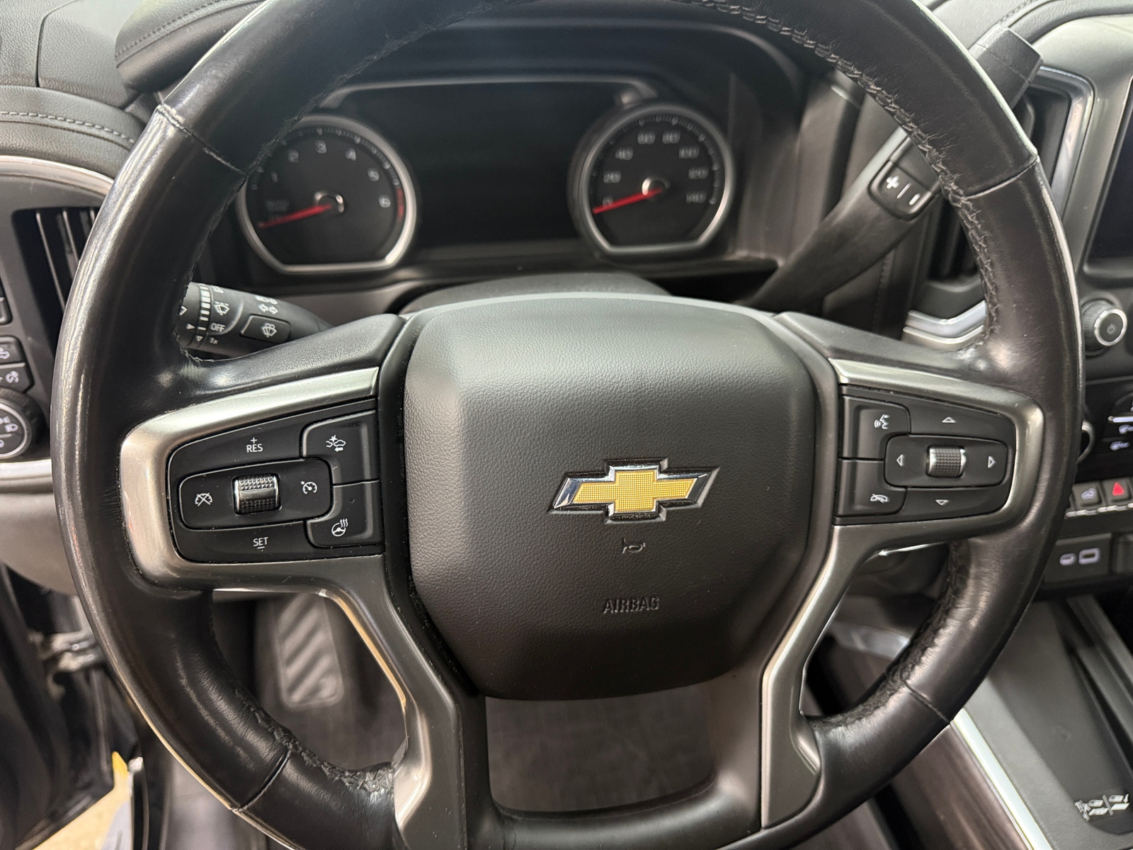 Thumbnail: 2021 Chevrolet Silverado 1500 - 4