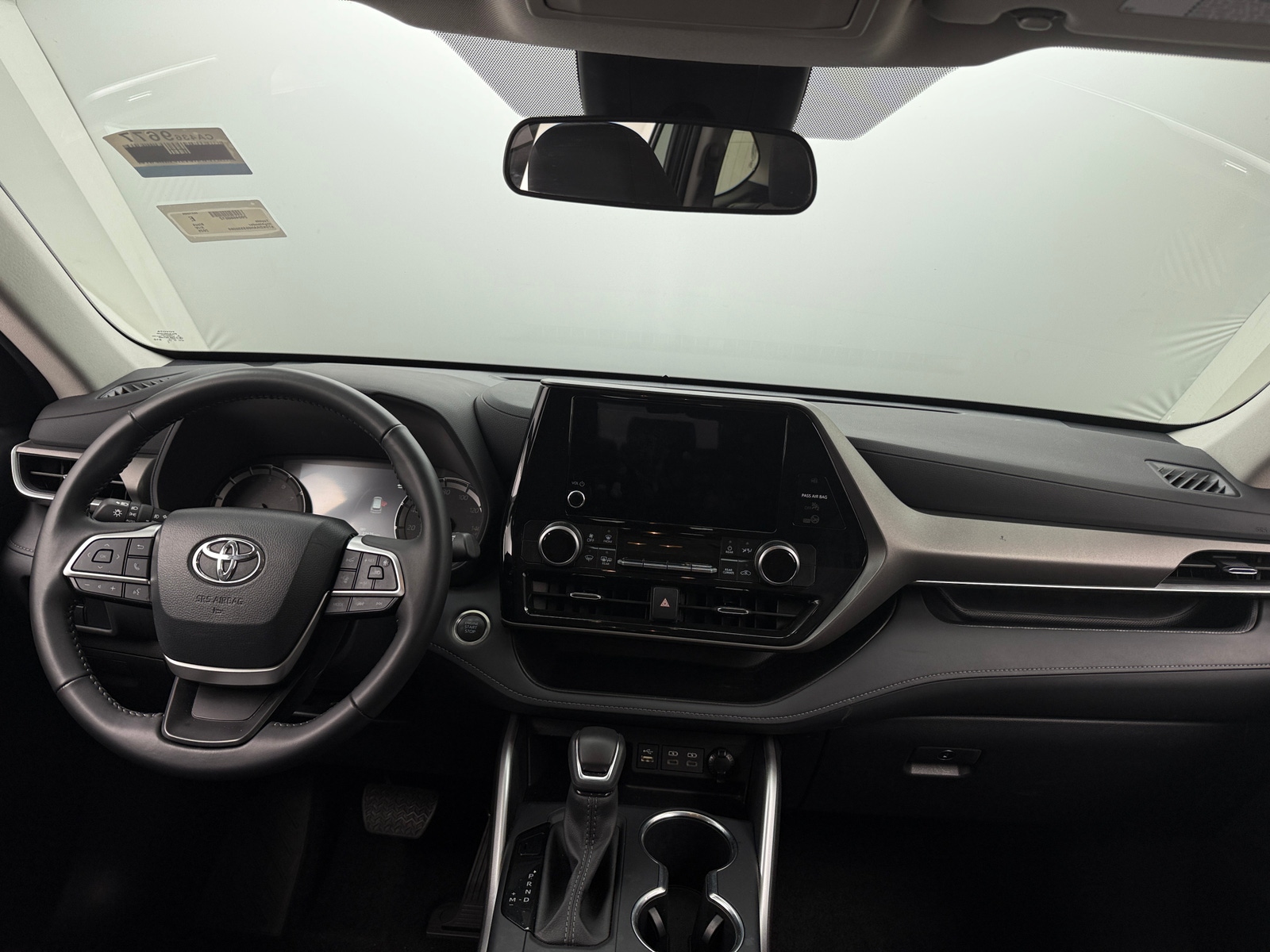 Thumbnail: 2025 Toyota Highlander - 3