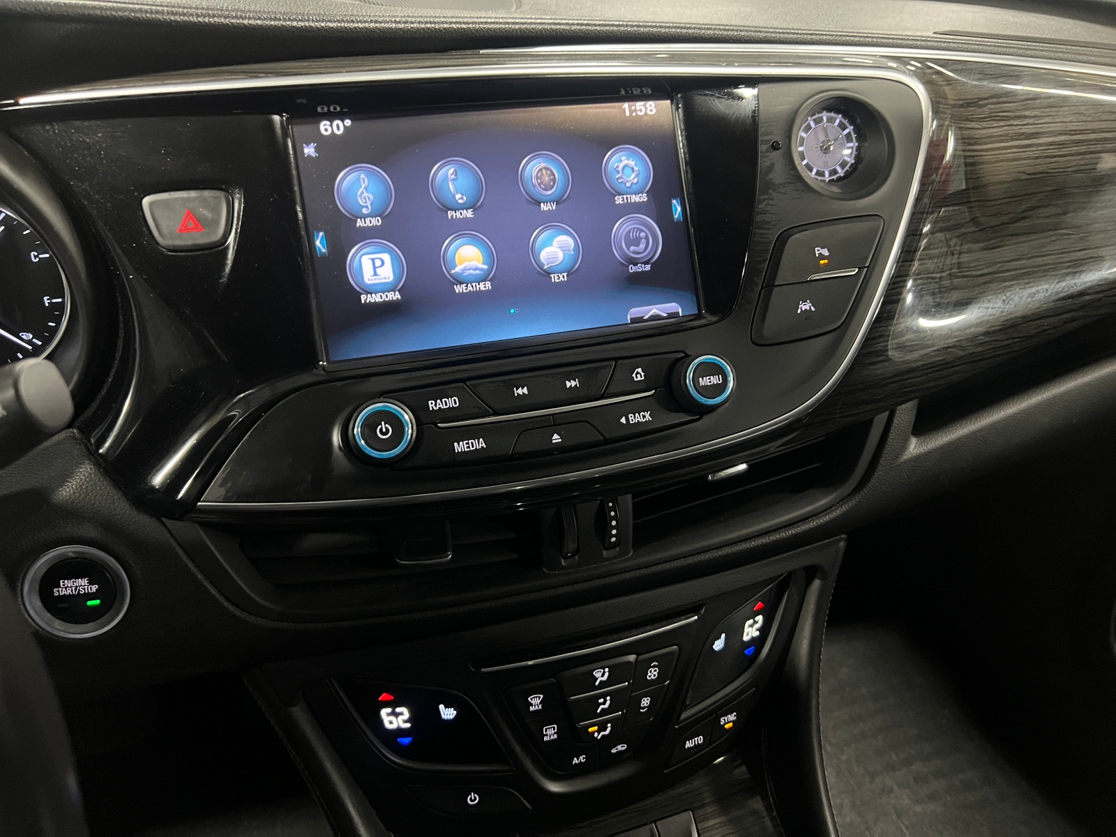 Thumbnail: 2016 Buick Envision - 3