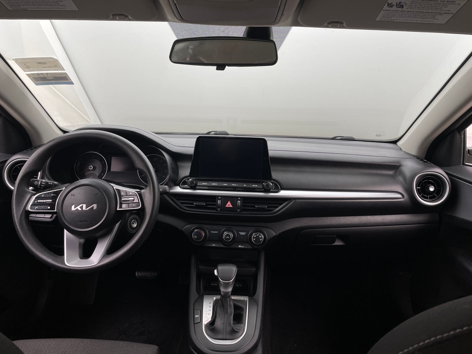 Thumbnail: 2022 Kia Forte - 3