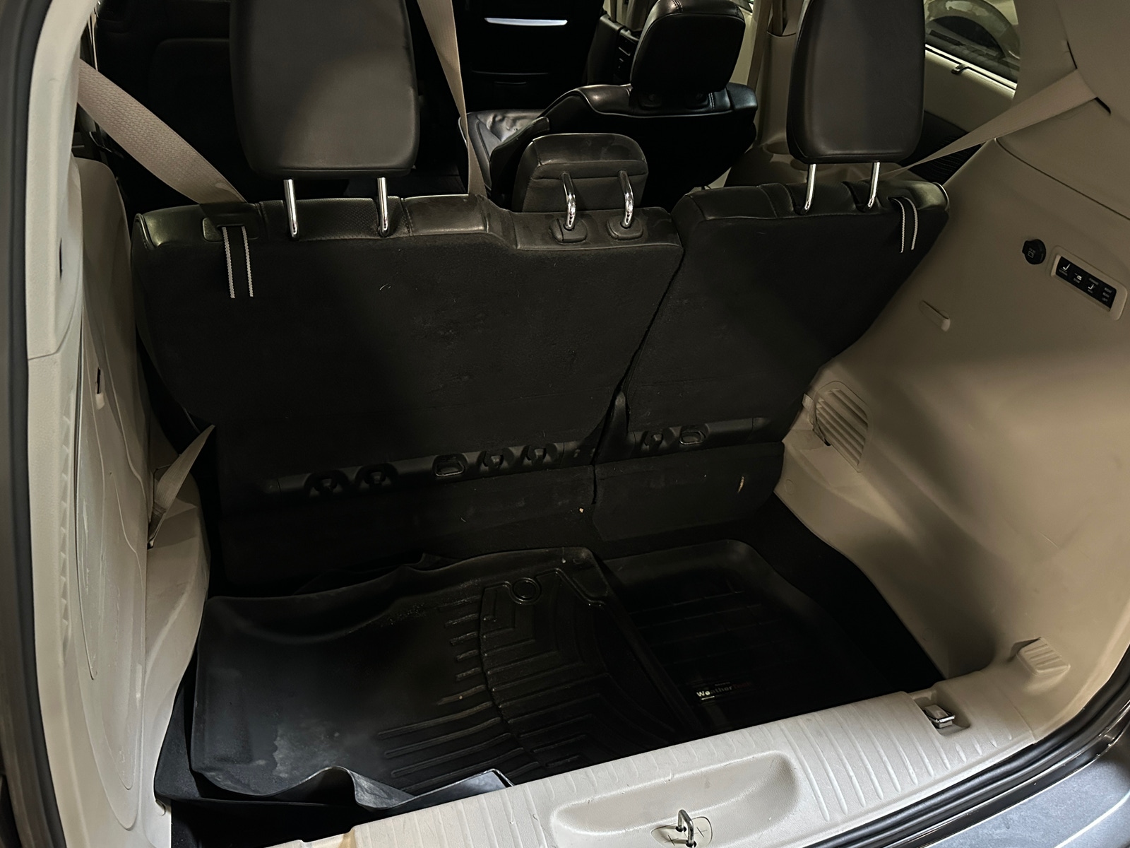 Thumbnail: 2018 Chrysler Pacifica - 6