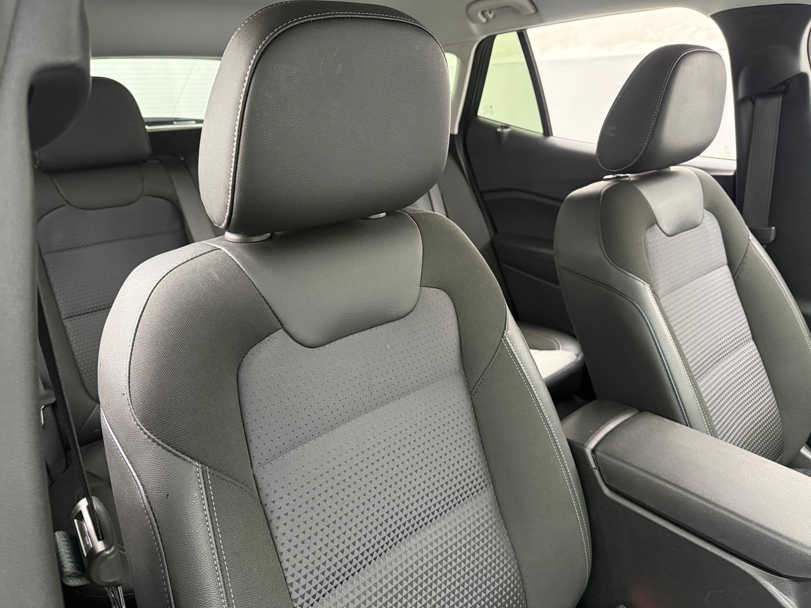 Thumbnail: 2025 Chevrolet Trax - 2