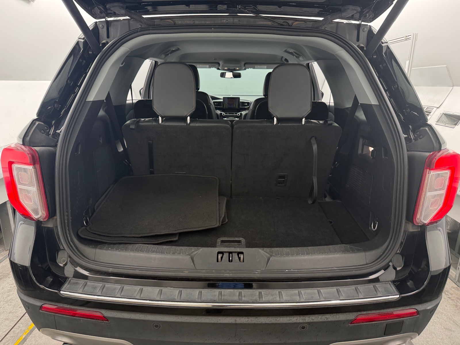 Thumbnail: 2024 Ford Explorer - 6