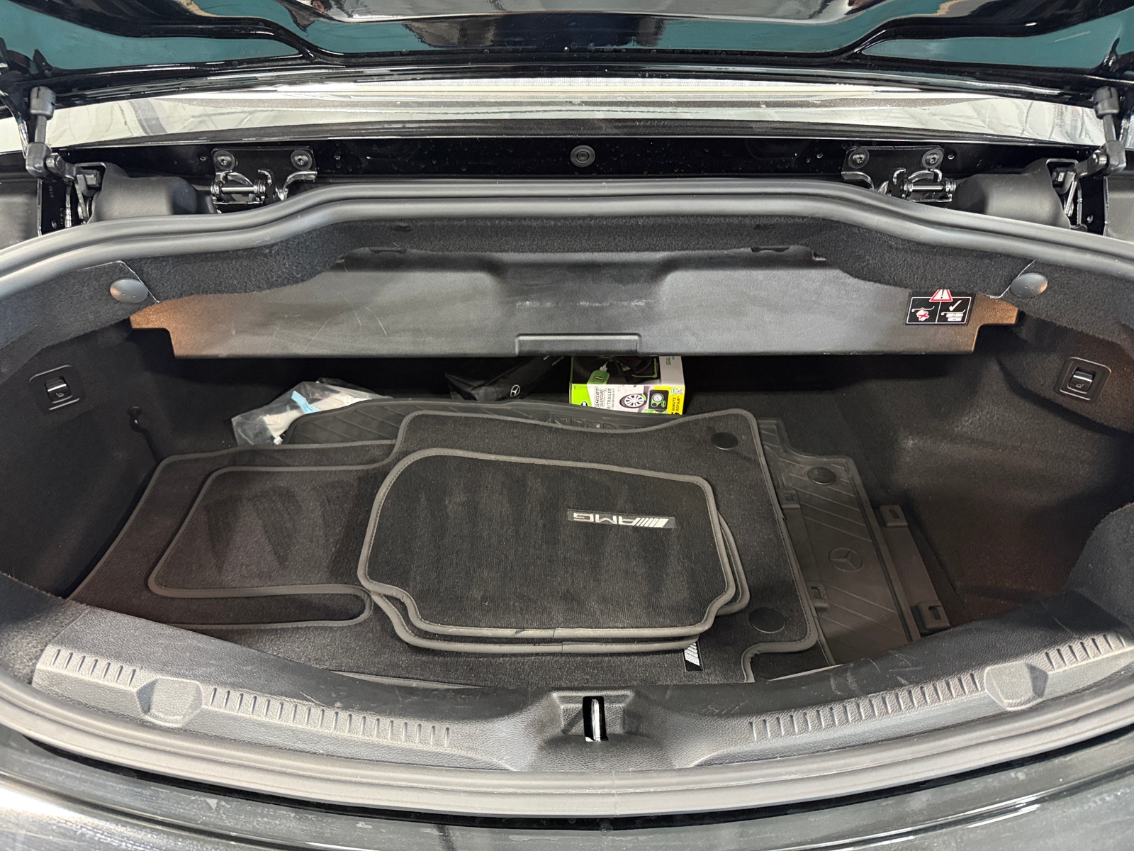 Thumbnail: 2020 Mercedes-Benz E-Class - 7