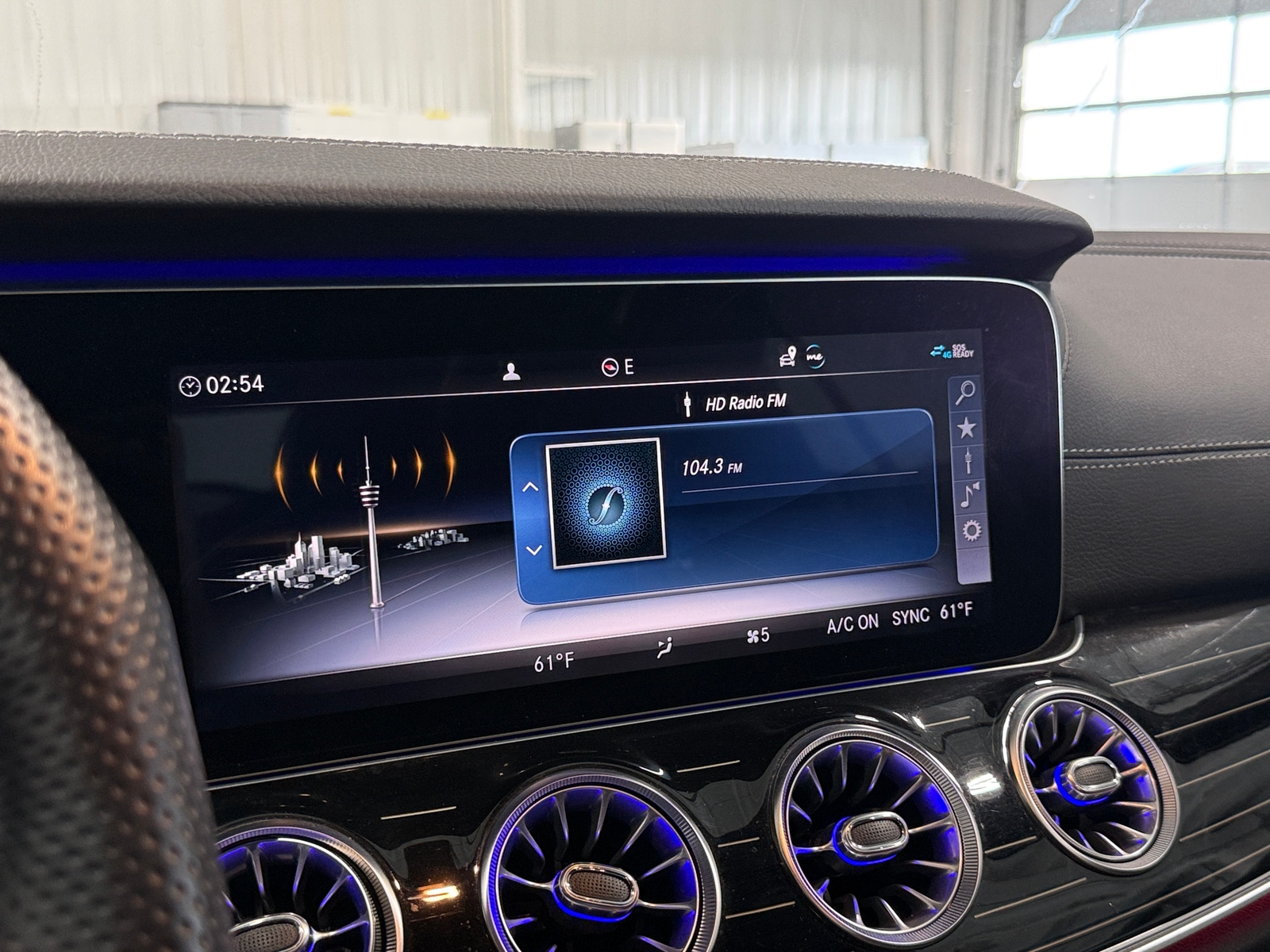 Thumbnail: 2020 Mercedes-Benz E-Class - 4