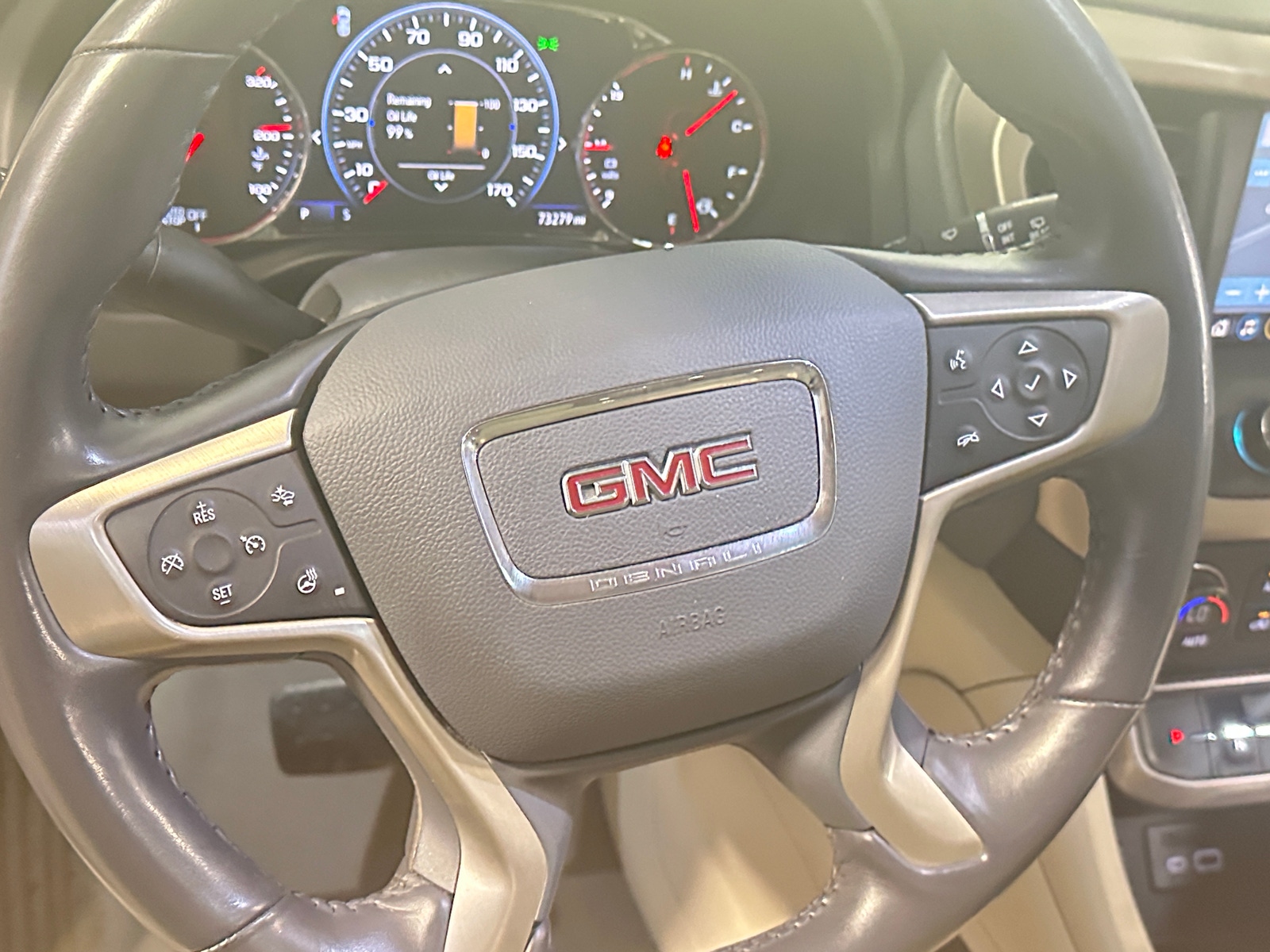 Thumbnail: 2020 GMC Acadia - 4