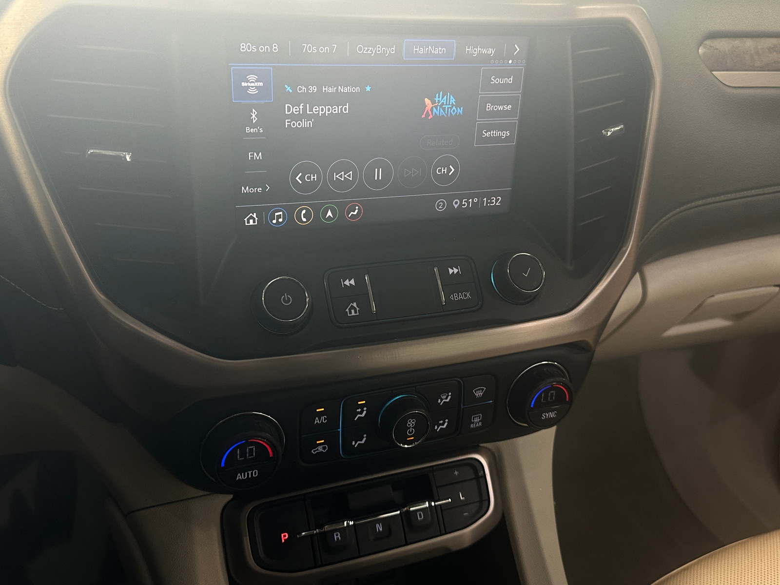 Thumbnail: 2020 GMC Acadia - 3