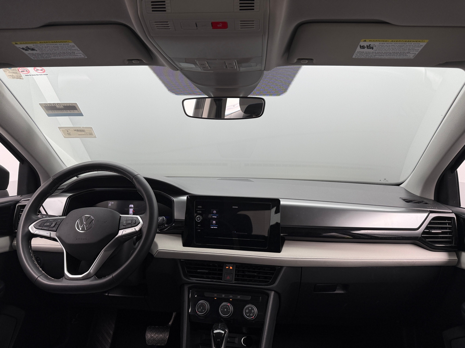 Thumbnail: 2025 Volkswagen Taos - 3