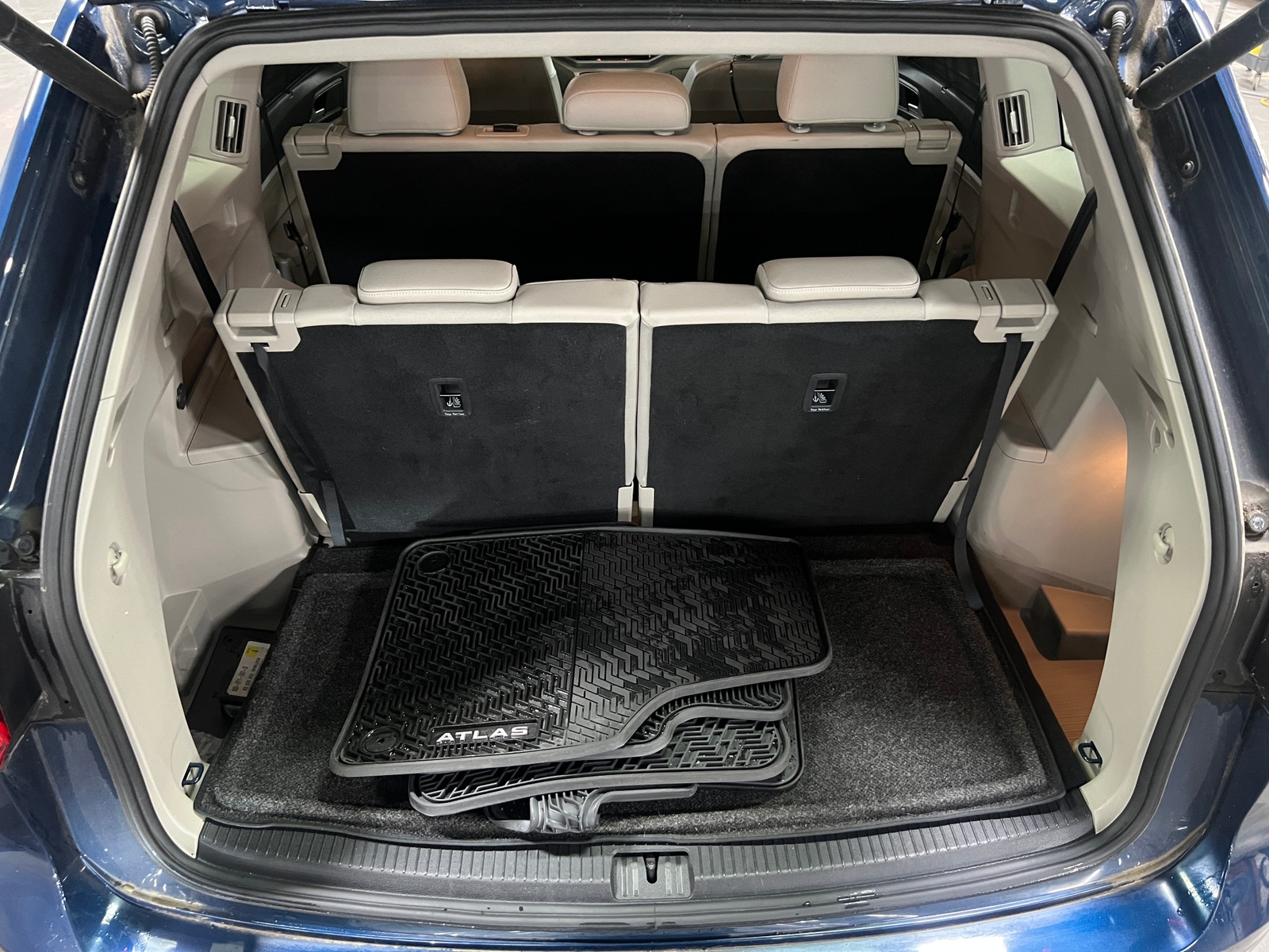 Thumbnail: 2018 Volkswagen Atlas - 6