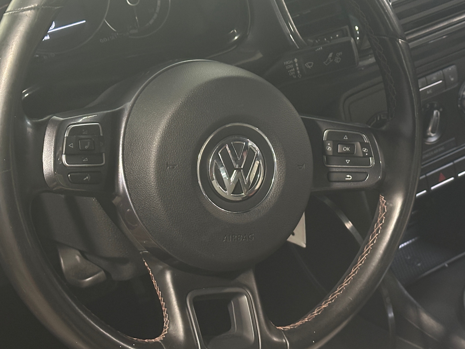 Thumbnail: 2016 Volkswagen Beetle - 5