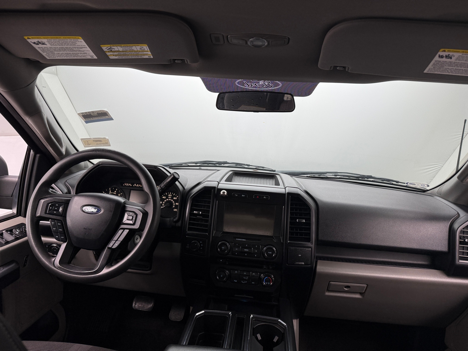 Thumbnail: 2018 Ford Econoline - 3