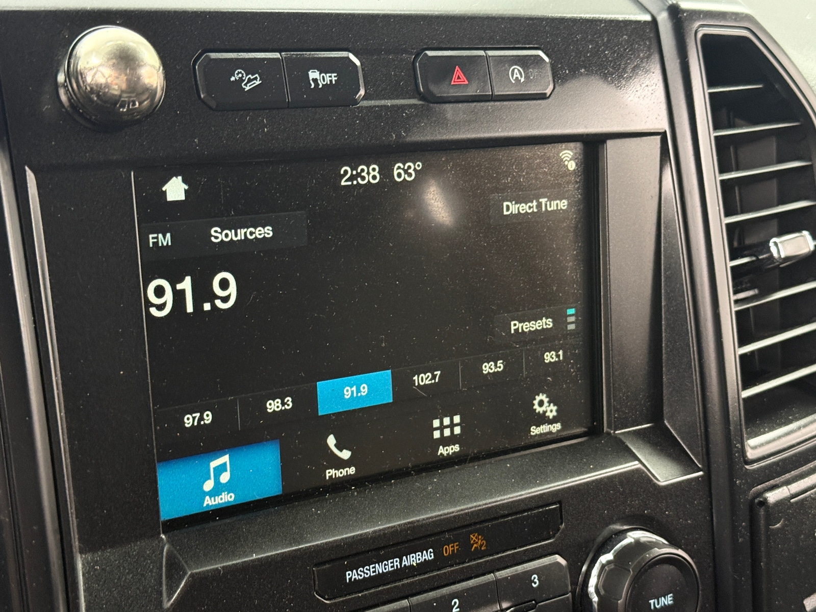 Thumbnail: 2018 Ford Econoline - 4